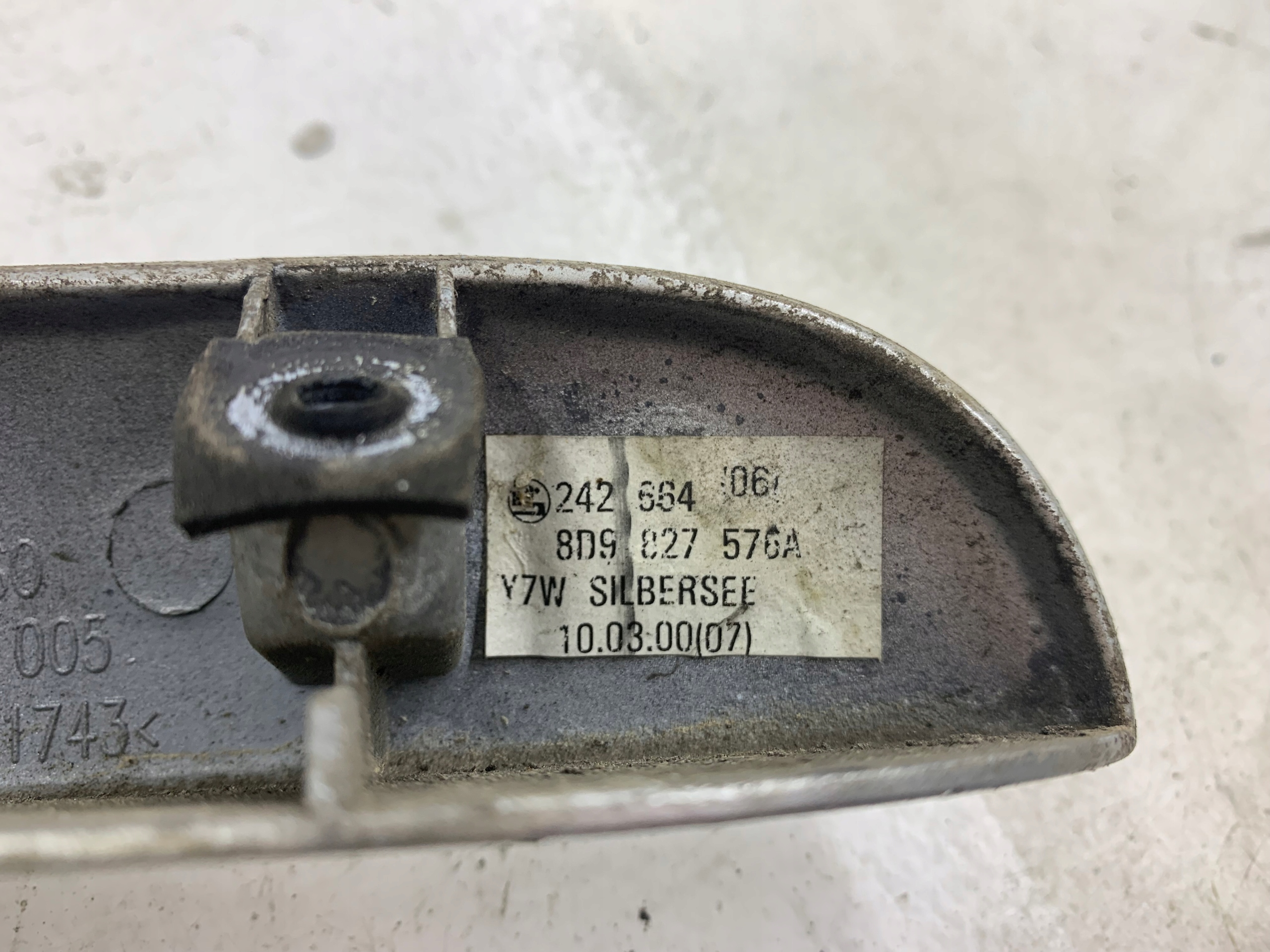 AUDI A3 8L cap bonnet boot LY7W 8D9827576A