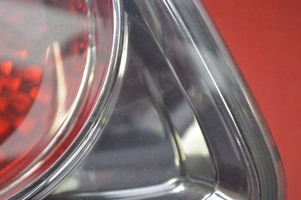 light left rear part rear 226-61971 MAZDA 6 1 and GG HB 02-05