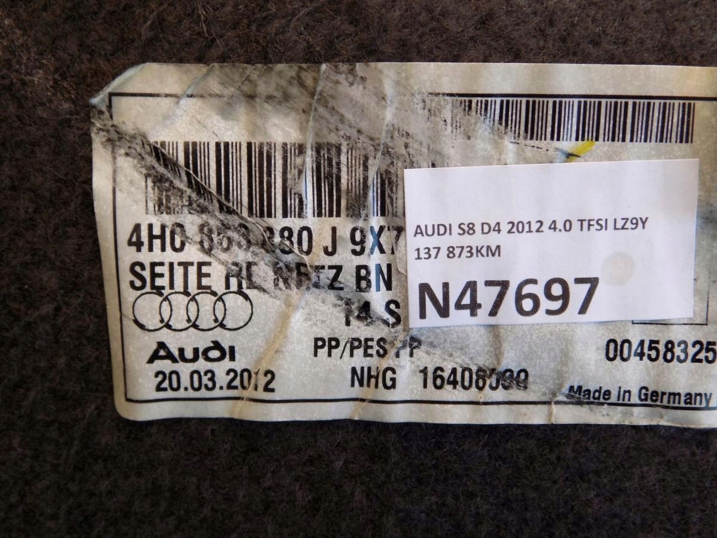 AUDI S8 A8 D4 boot upholstery right 4H0863880J