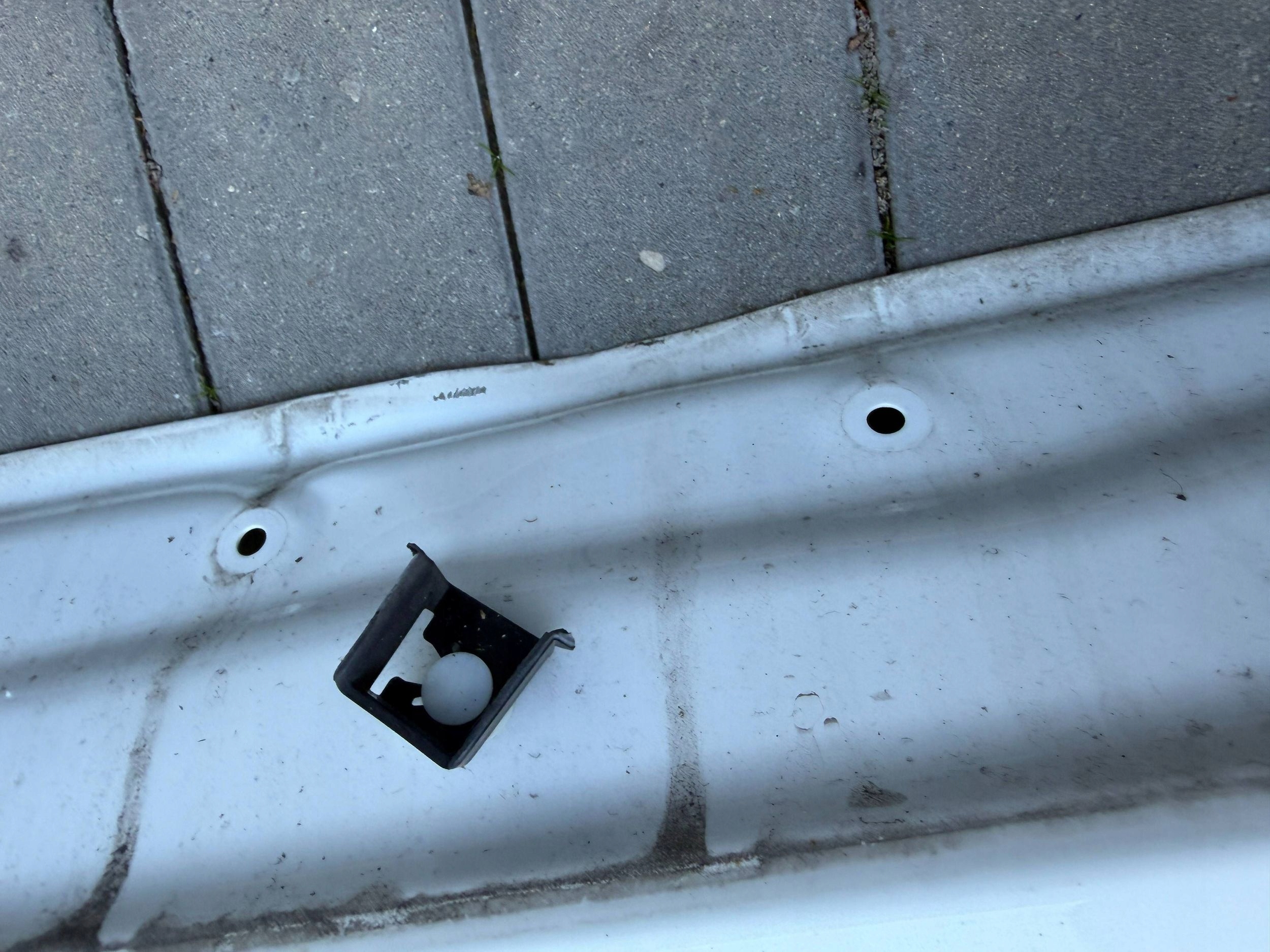 Nissan Quashqai J12 door front front left