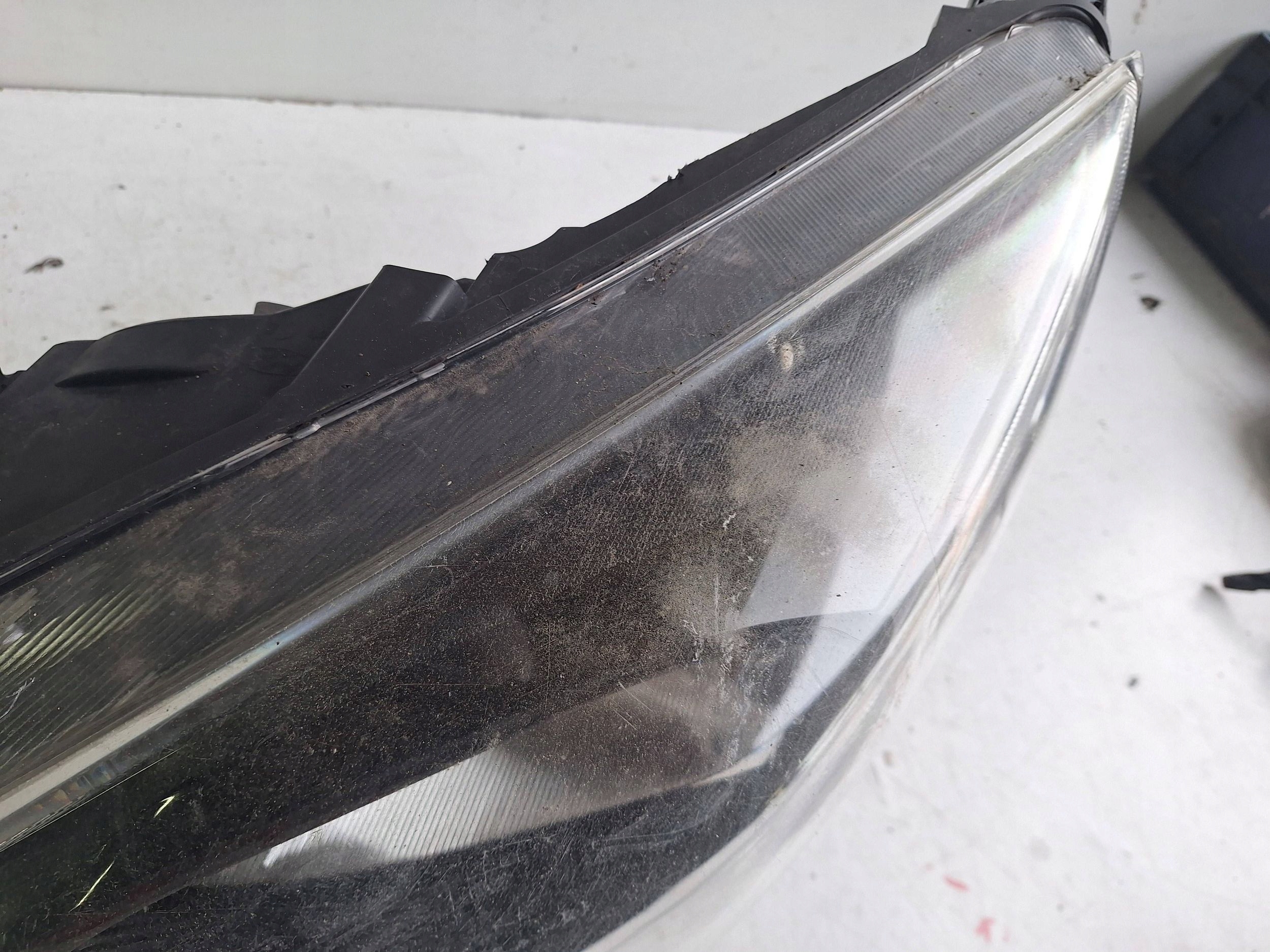 FORD FOCUS MK3 LIFT 14-18 light left UK-ANGLIK