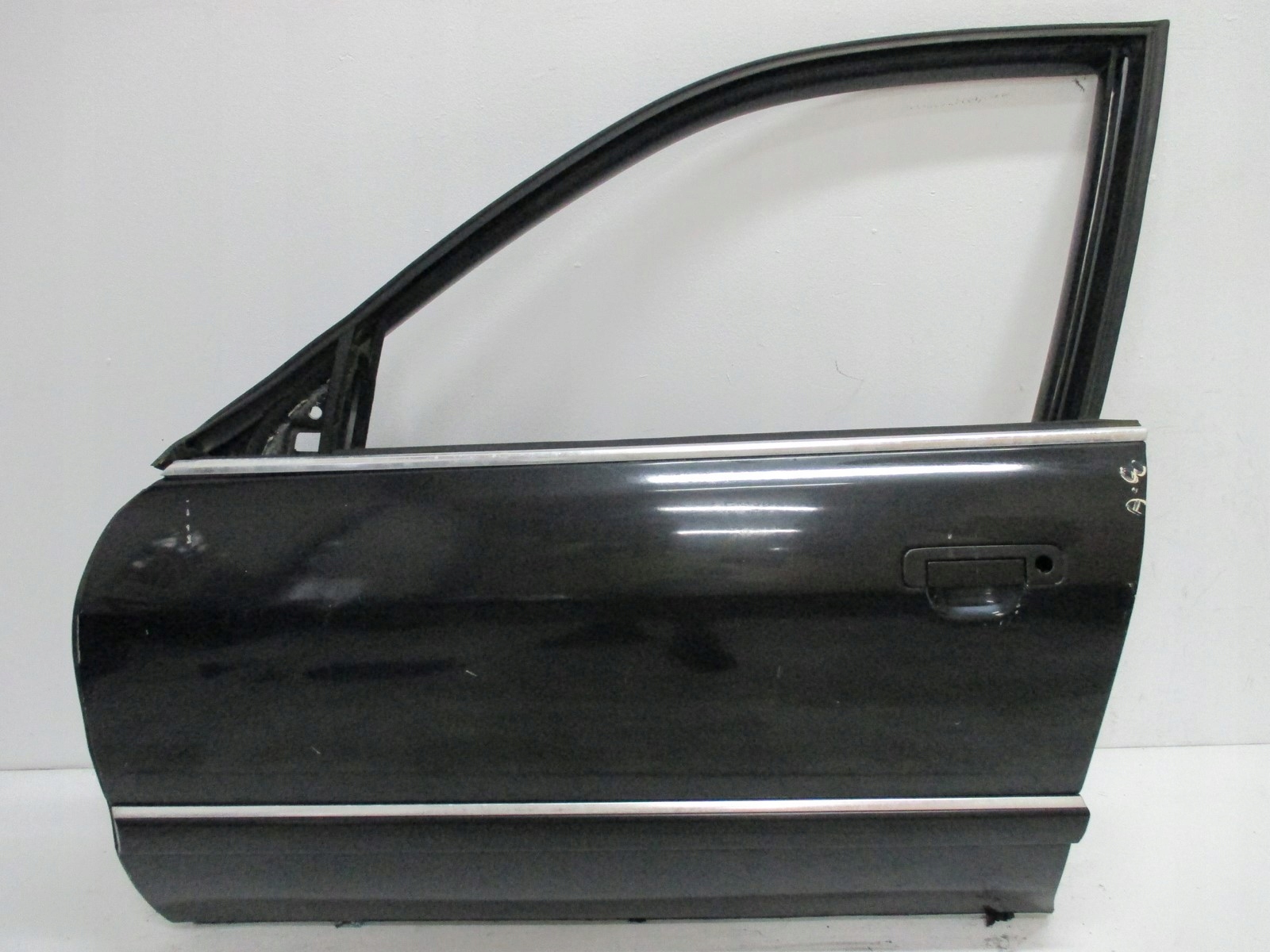 TÜR LINKS VORNE AUDI A8 4D0 96R