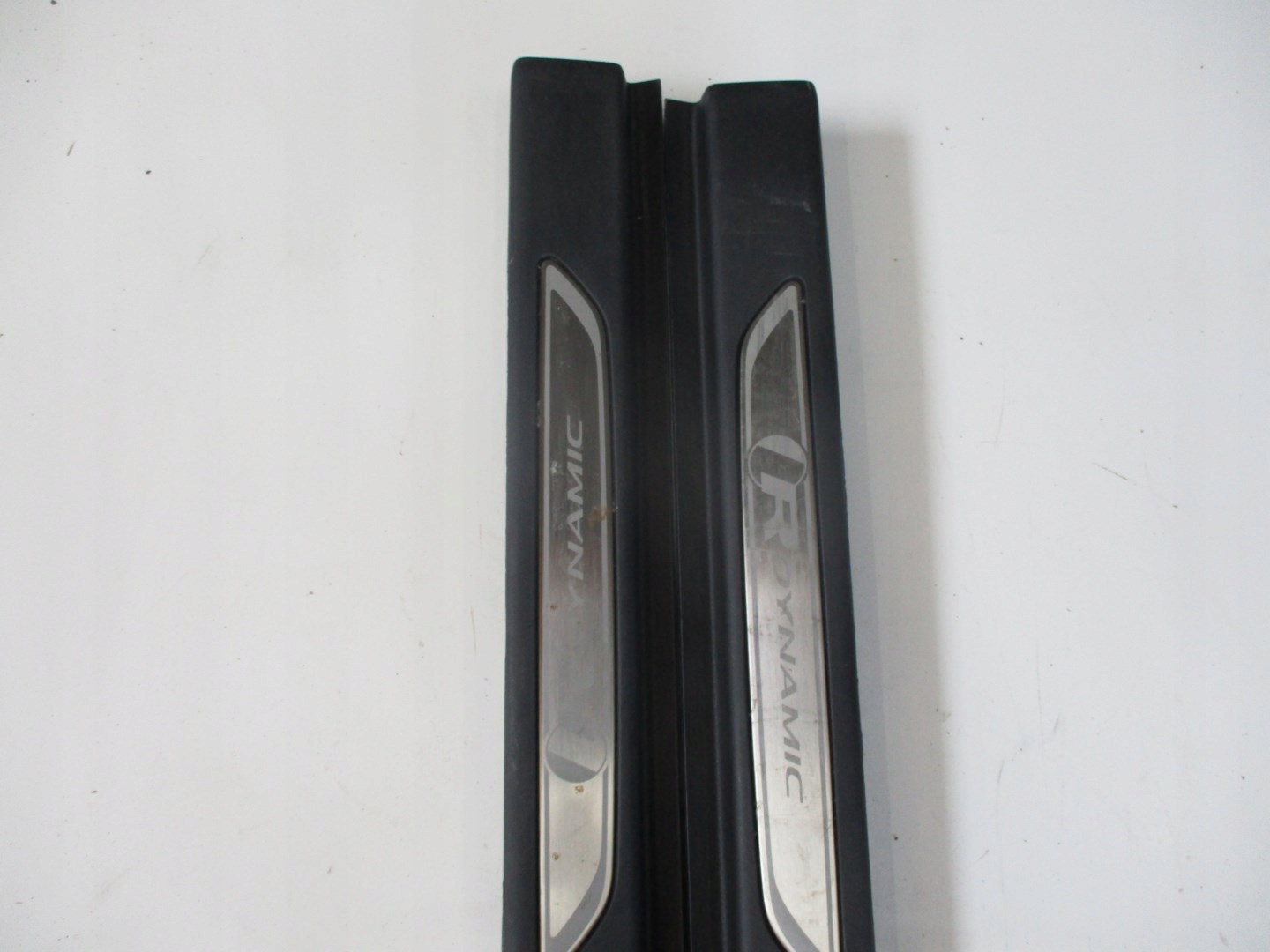 cap threshold JAGUAR E PACE J9C3-02348-A