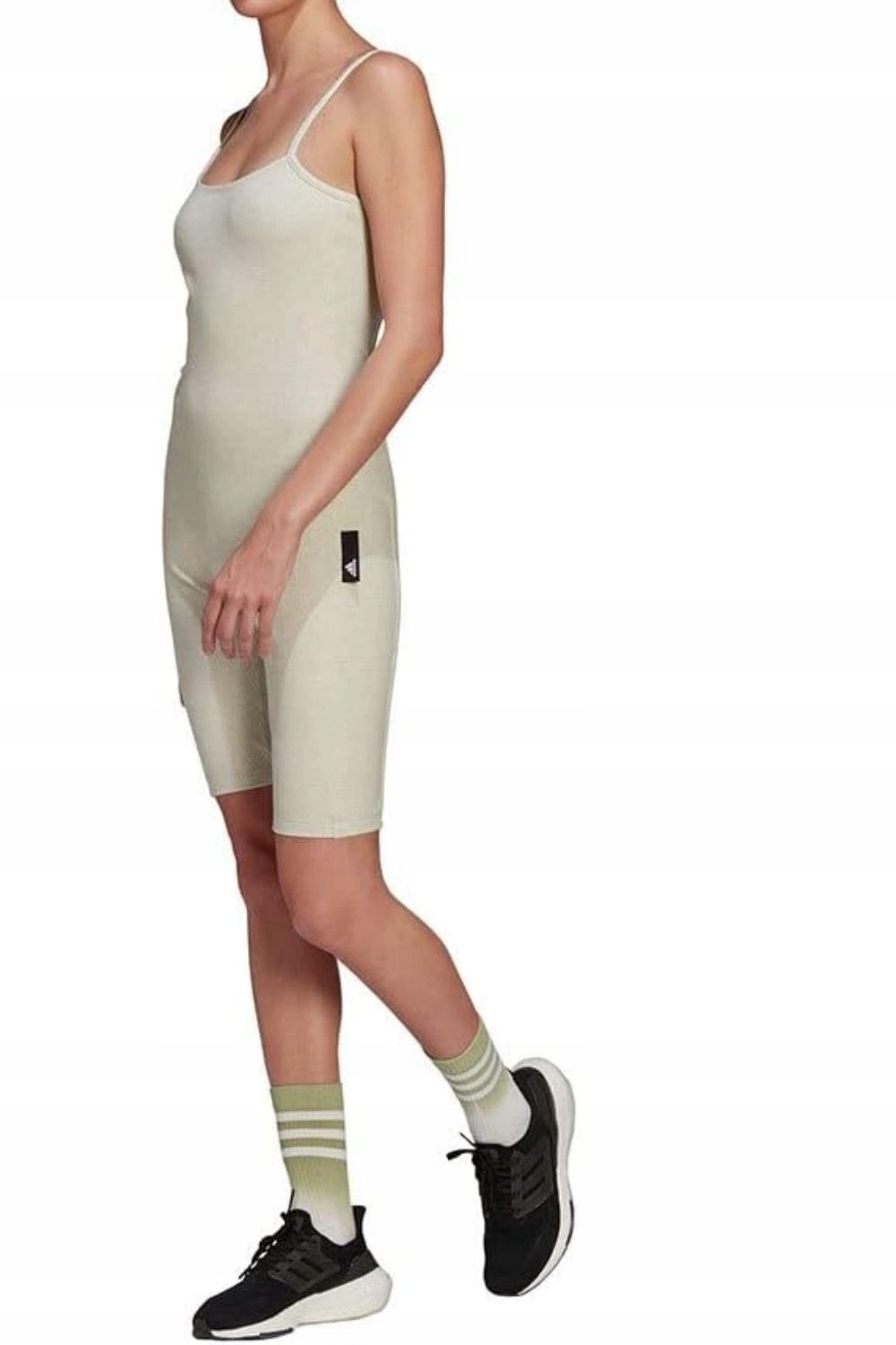 Dámská kombinéza Adidas sportovní, pohodlná, béžová, s ramínky, velikost vel.