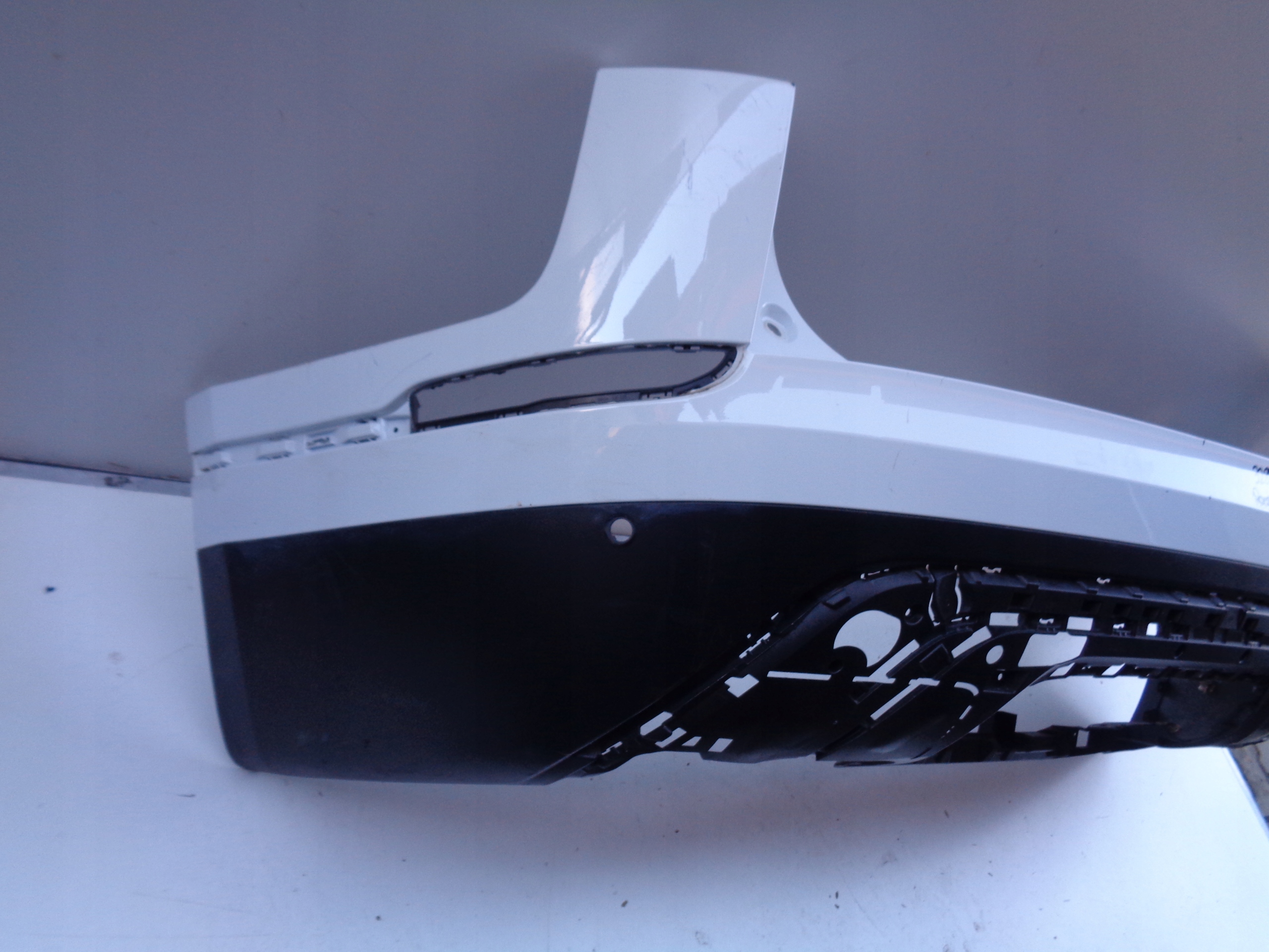 bumper rear RANGE ROVER VELAR 18- NR 32889