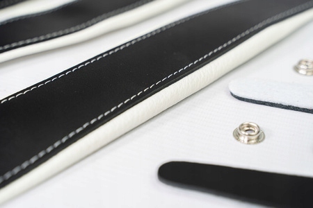 Sada pásů, pásků Polské Široké Black/white pro akordeon 120 b