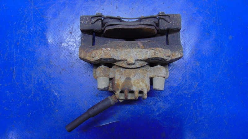 caliper brake right front 1.6HDI PEUGEOT 5008 3008