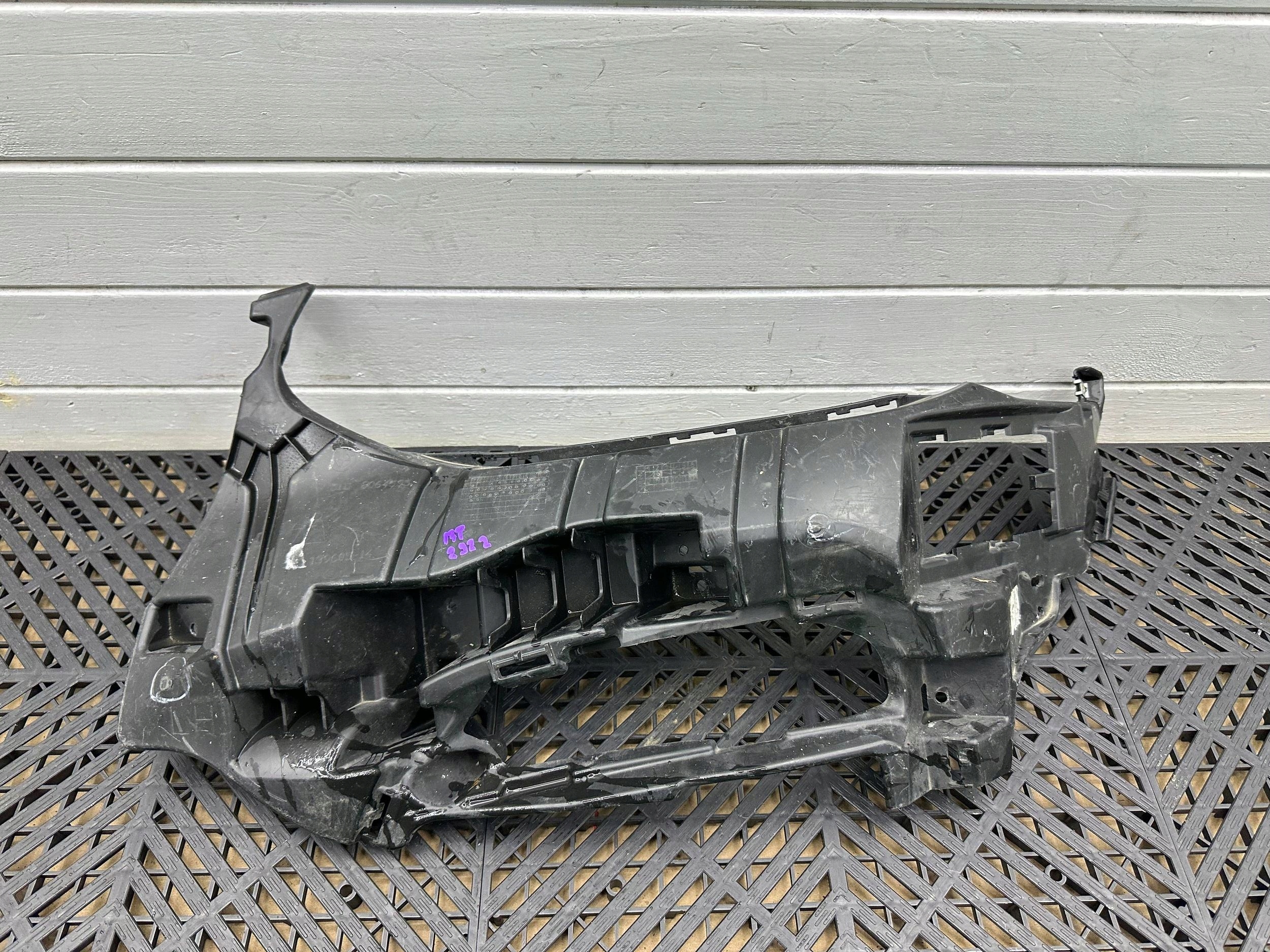 Support plaque Feux antibrouillard BMW X3 G01 8064595