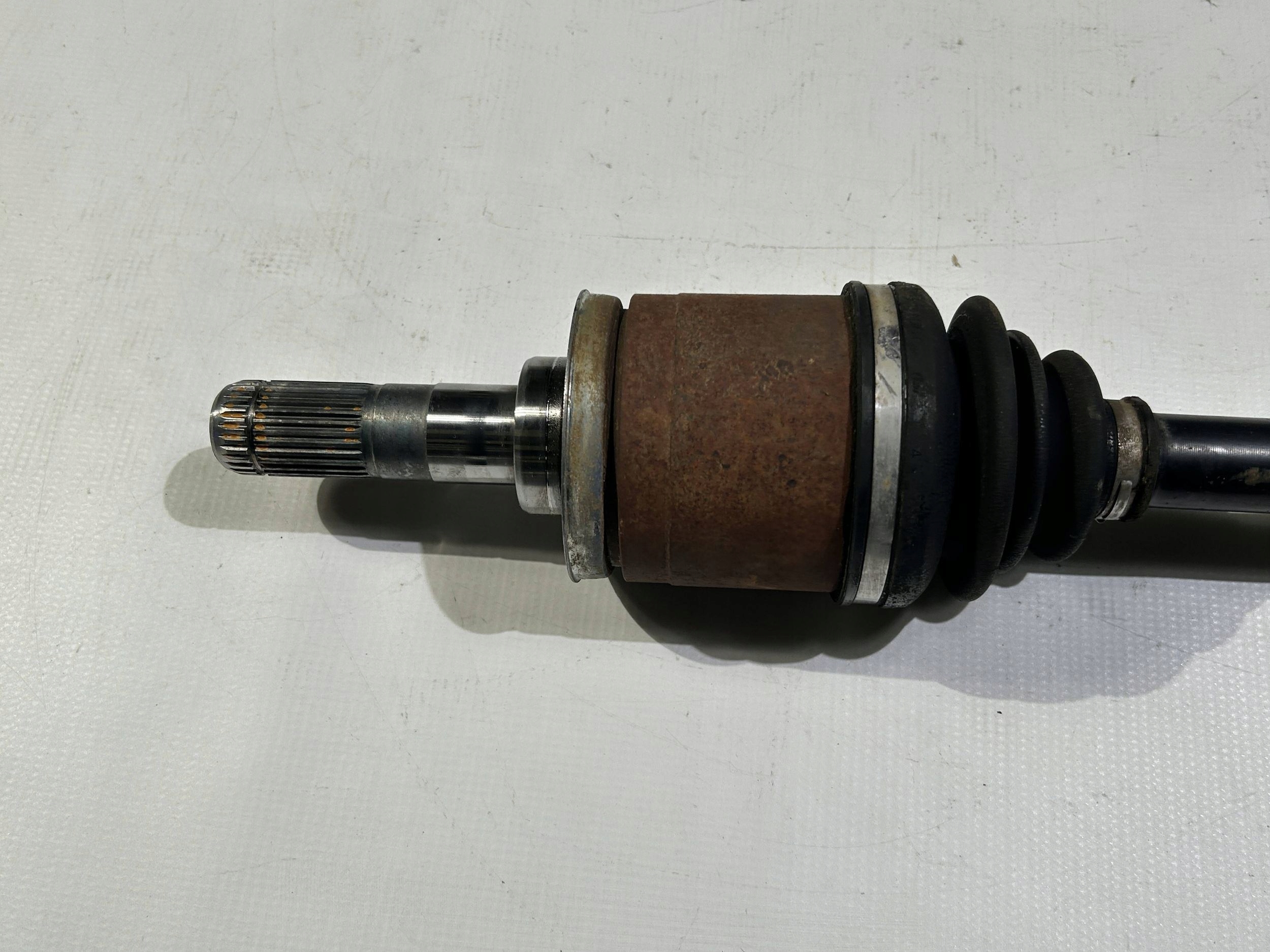 semi-axis front front right joint Nissan Titan 2016r