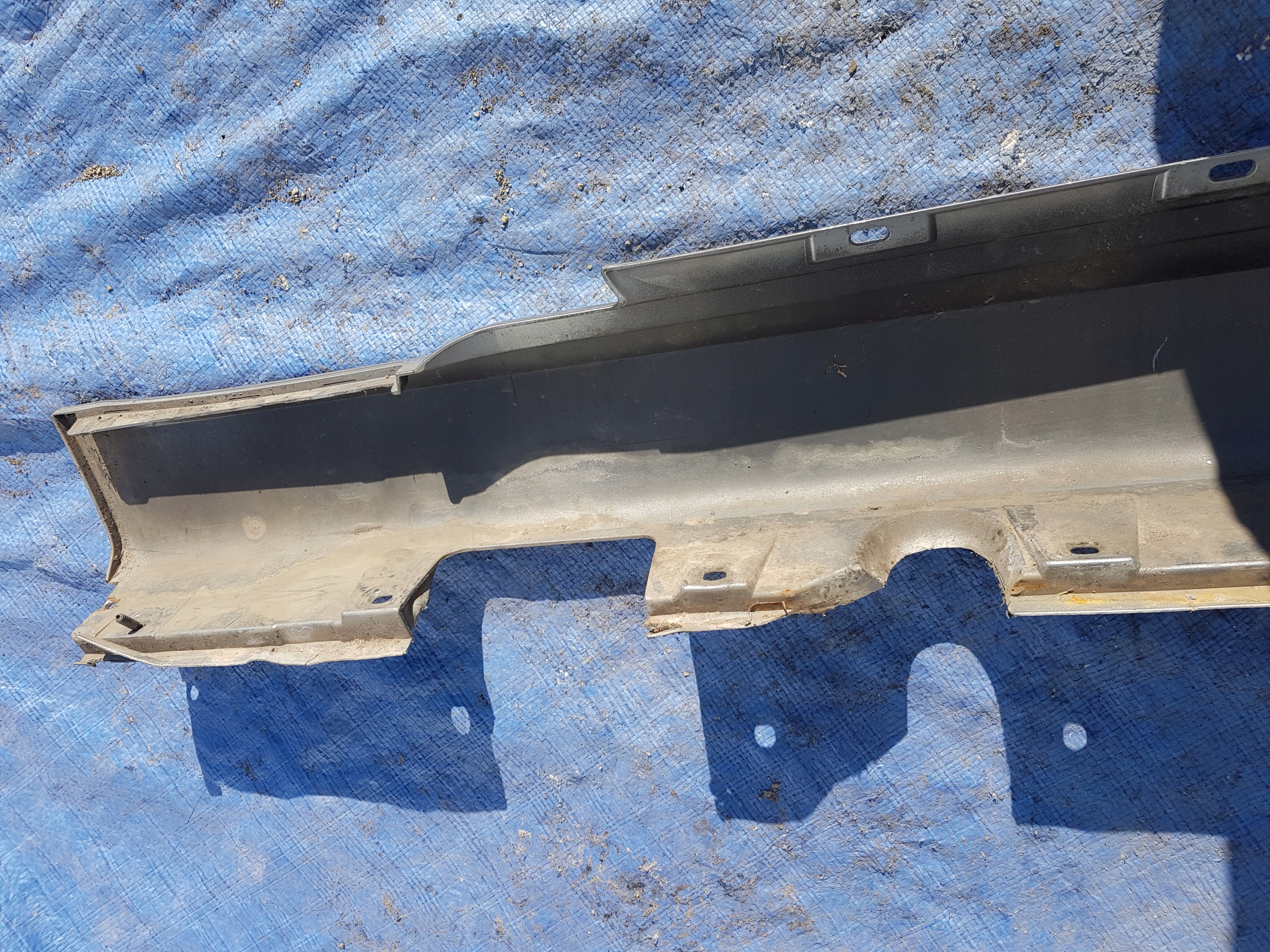 moulding cap of the threshold right threshold BMW E63 E64 A08 SILBERGRAU