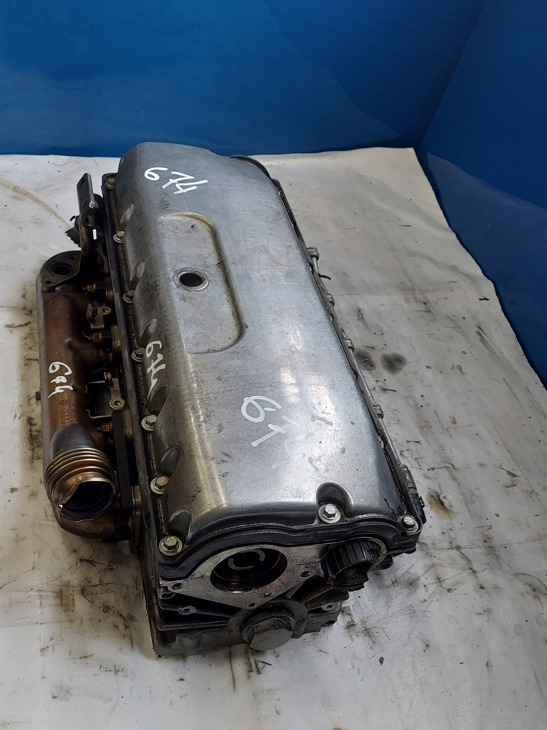 head. VW TOUAREG 5.0 TDI
