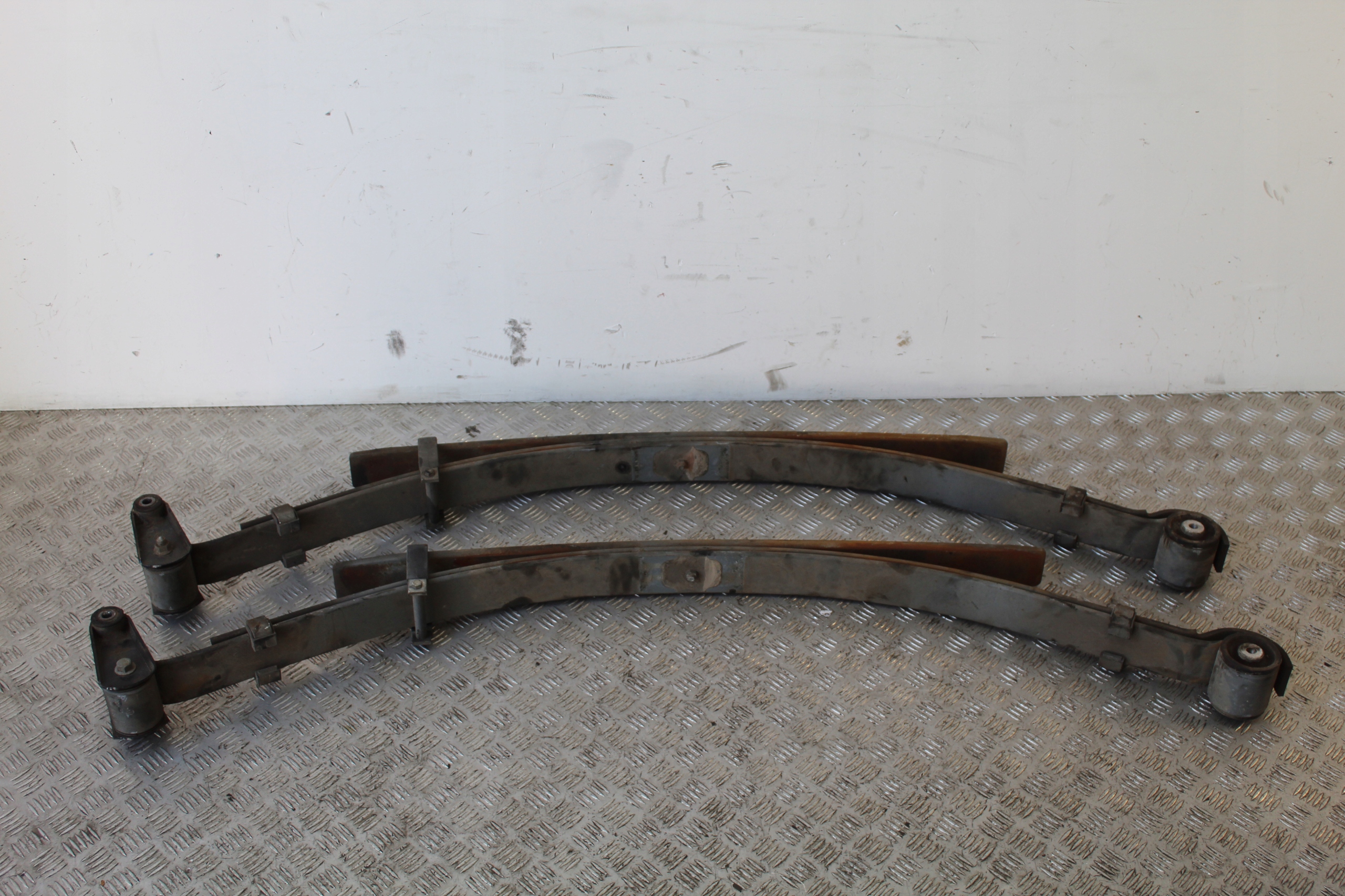 РЕССОРЫ ПОДВЕСКИ ЗАДНИЕ AMAROK 2H 2H3 2H0 LIFT