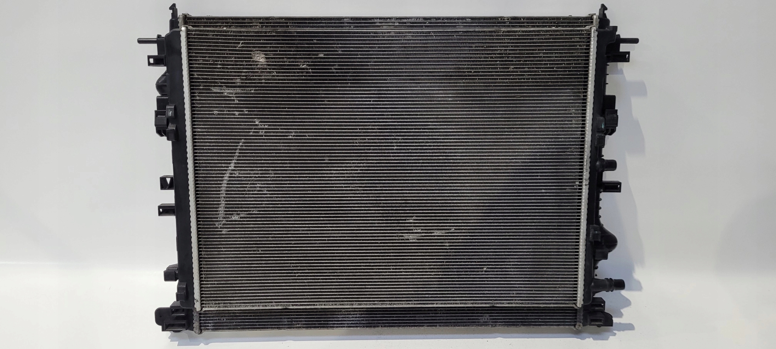 water cooler + supplementary RENAULT 214101292R