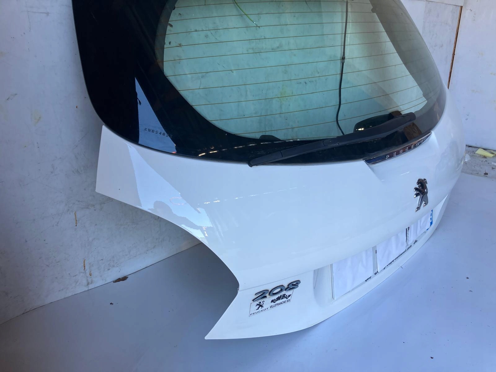 trunk door boot PEUGEOT 208 EWP