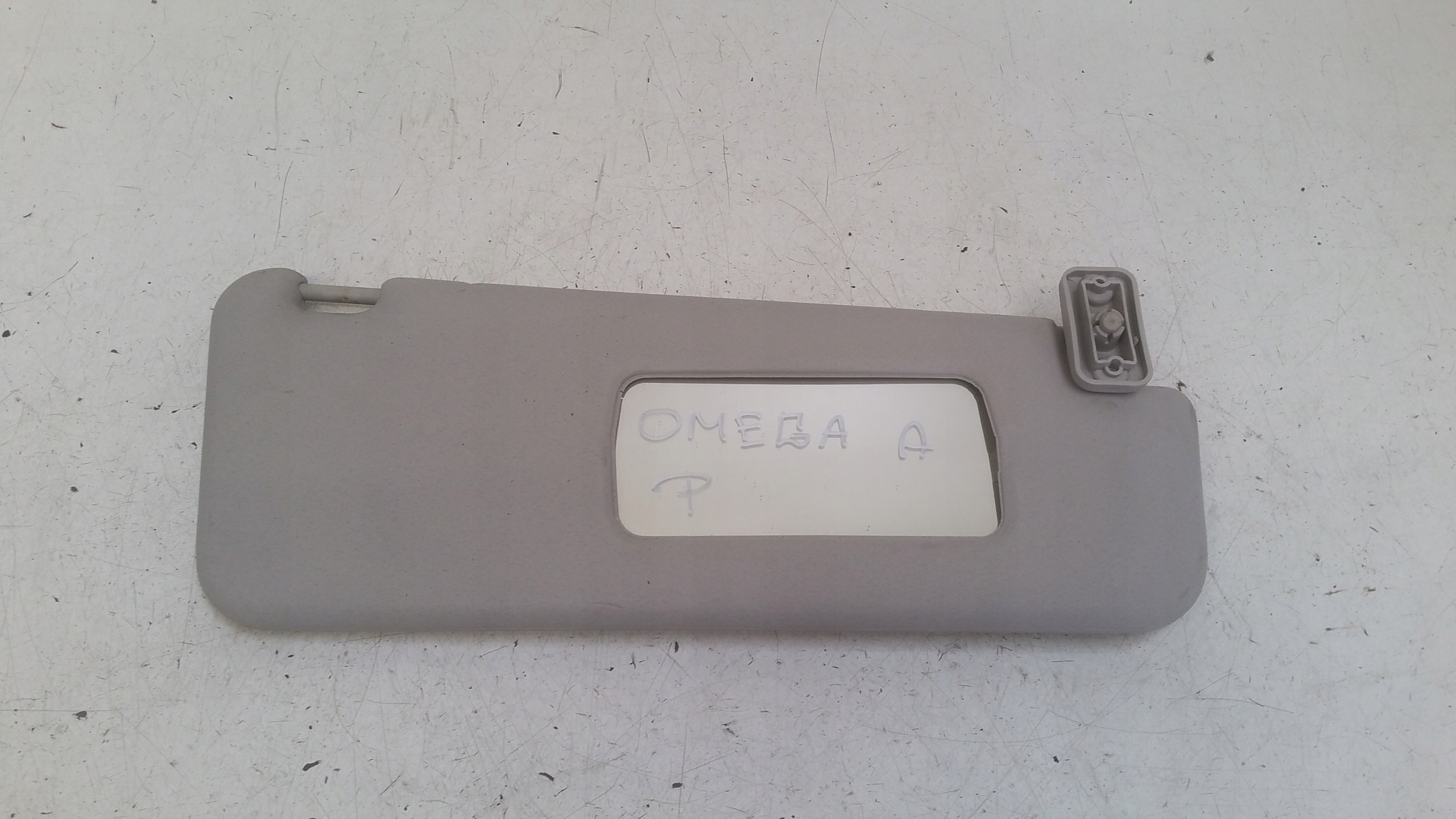 visor przeciwsloneczny right Opel Omega B