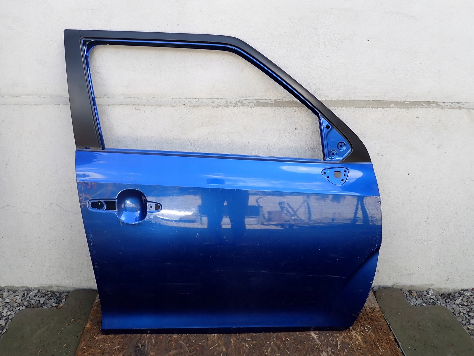 door right front front SUZUKI IGNIS 3 III MF 2016- 68001-62R00