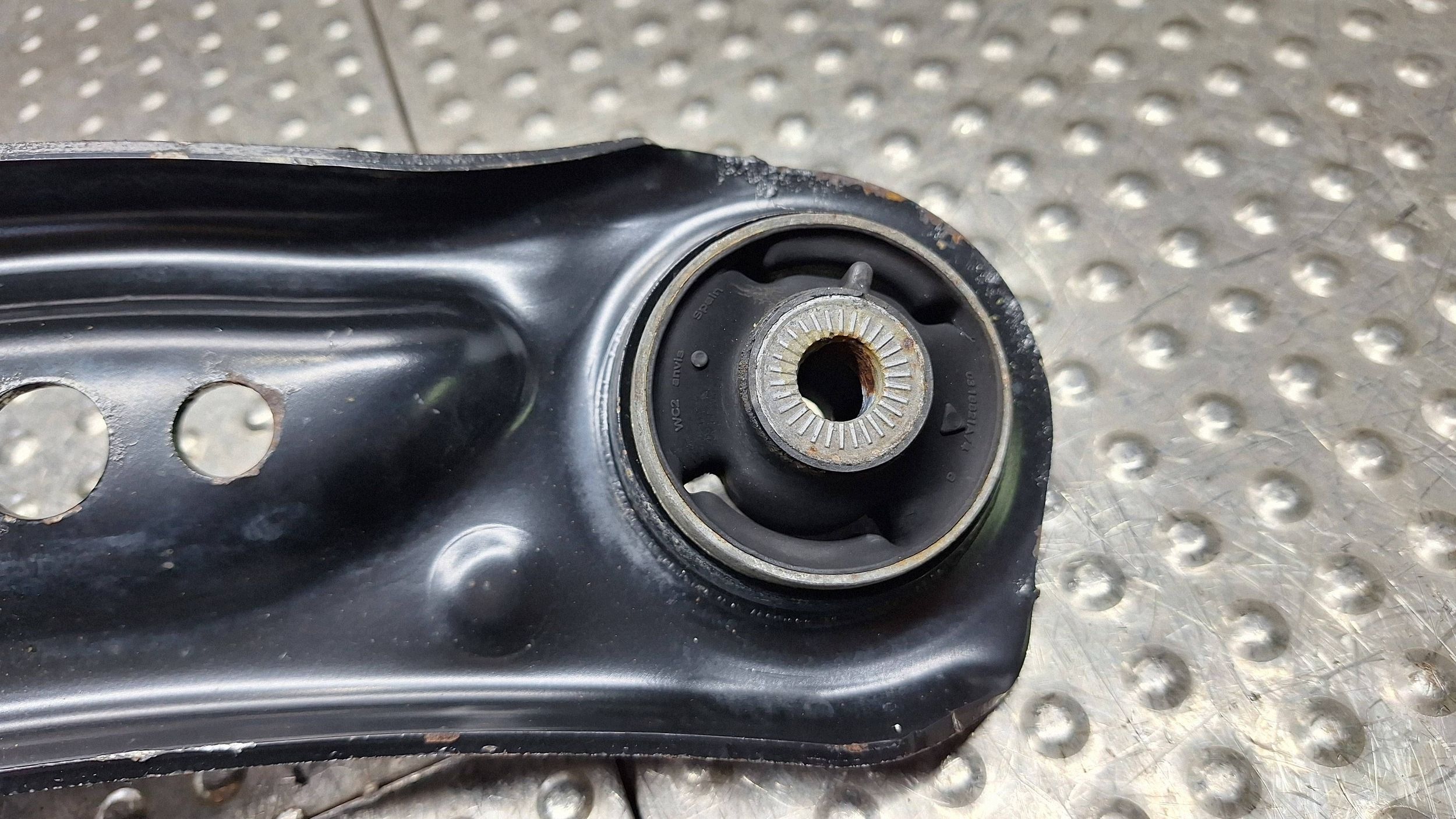 arm right front 5Q0407152J AUDI A3 8V OCTAVIA III LEON III 5F GOLF VII