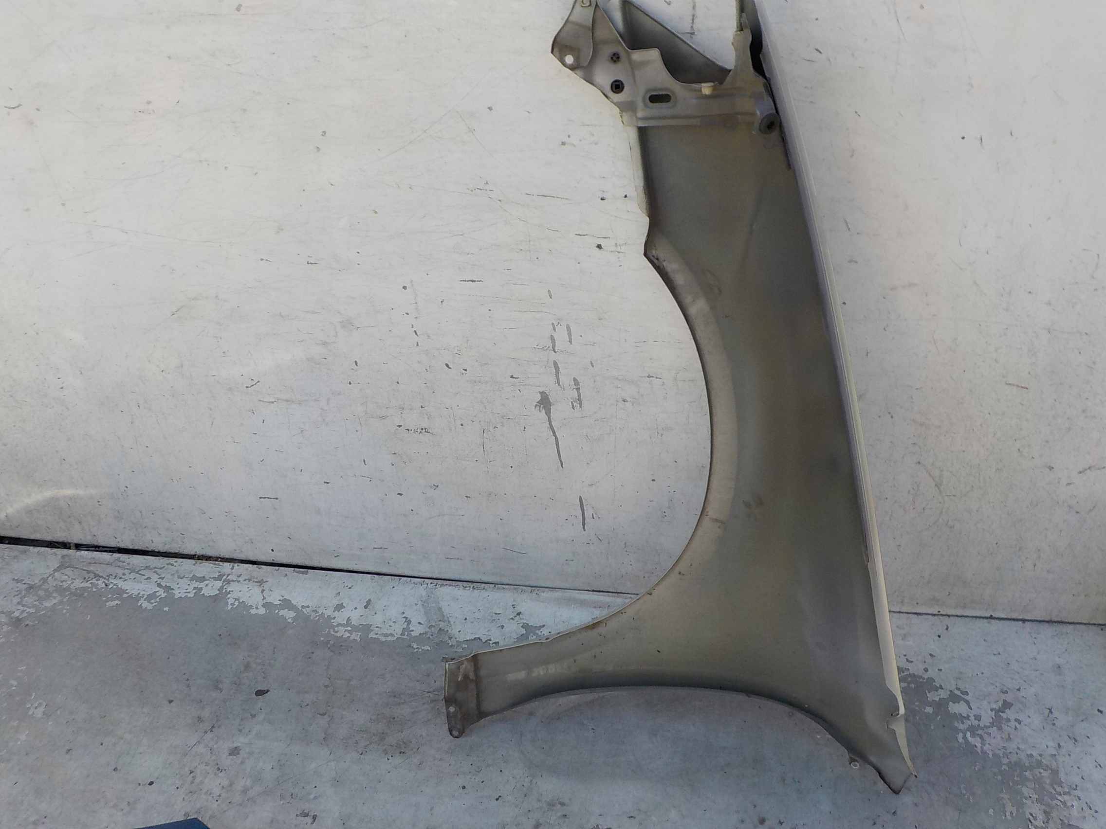 838 SUBARU LEGACY IV fender right front