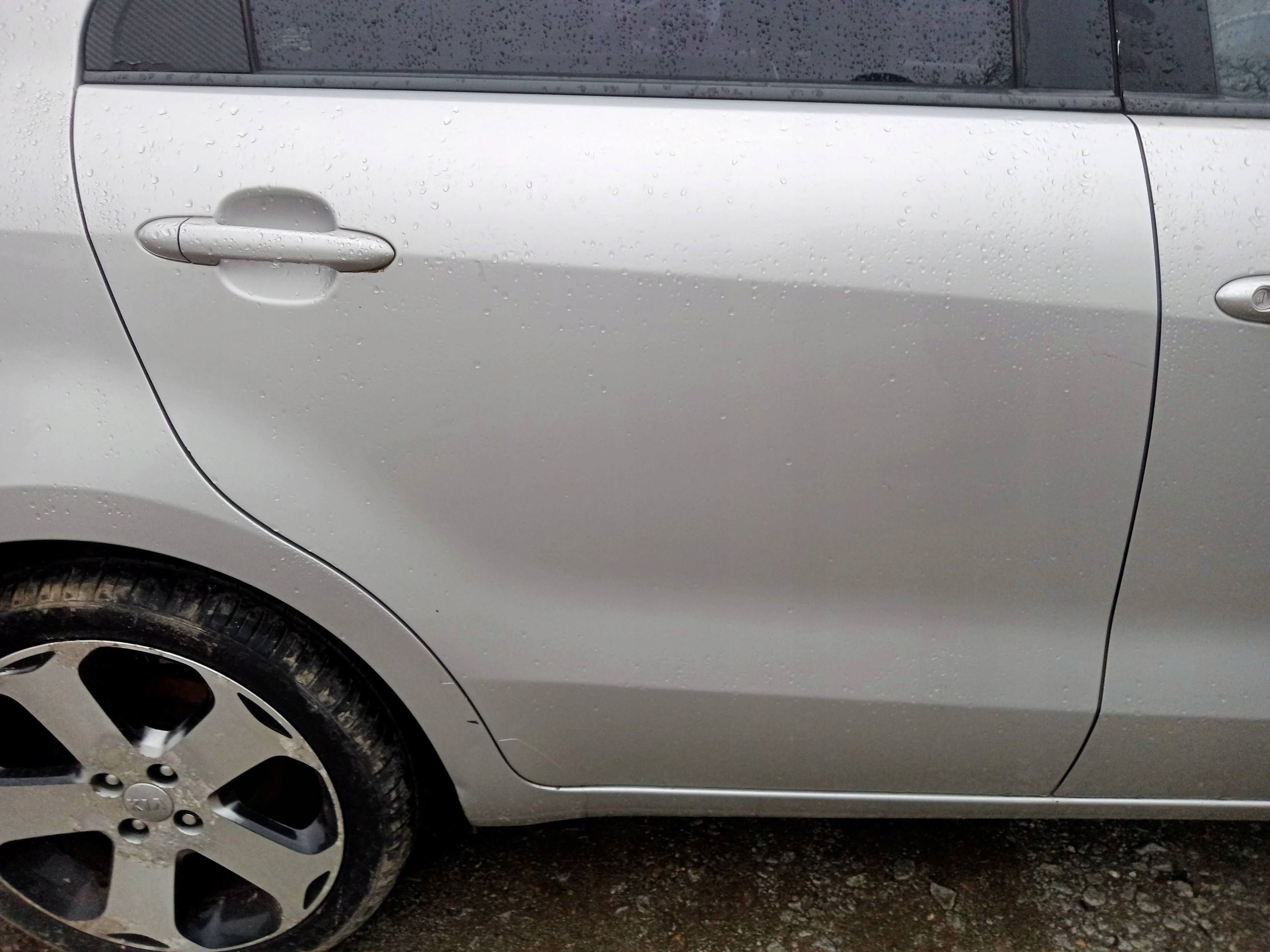 KIA RIO III door right rear part rear. right 2011