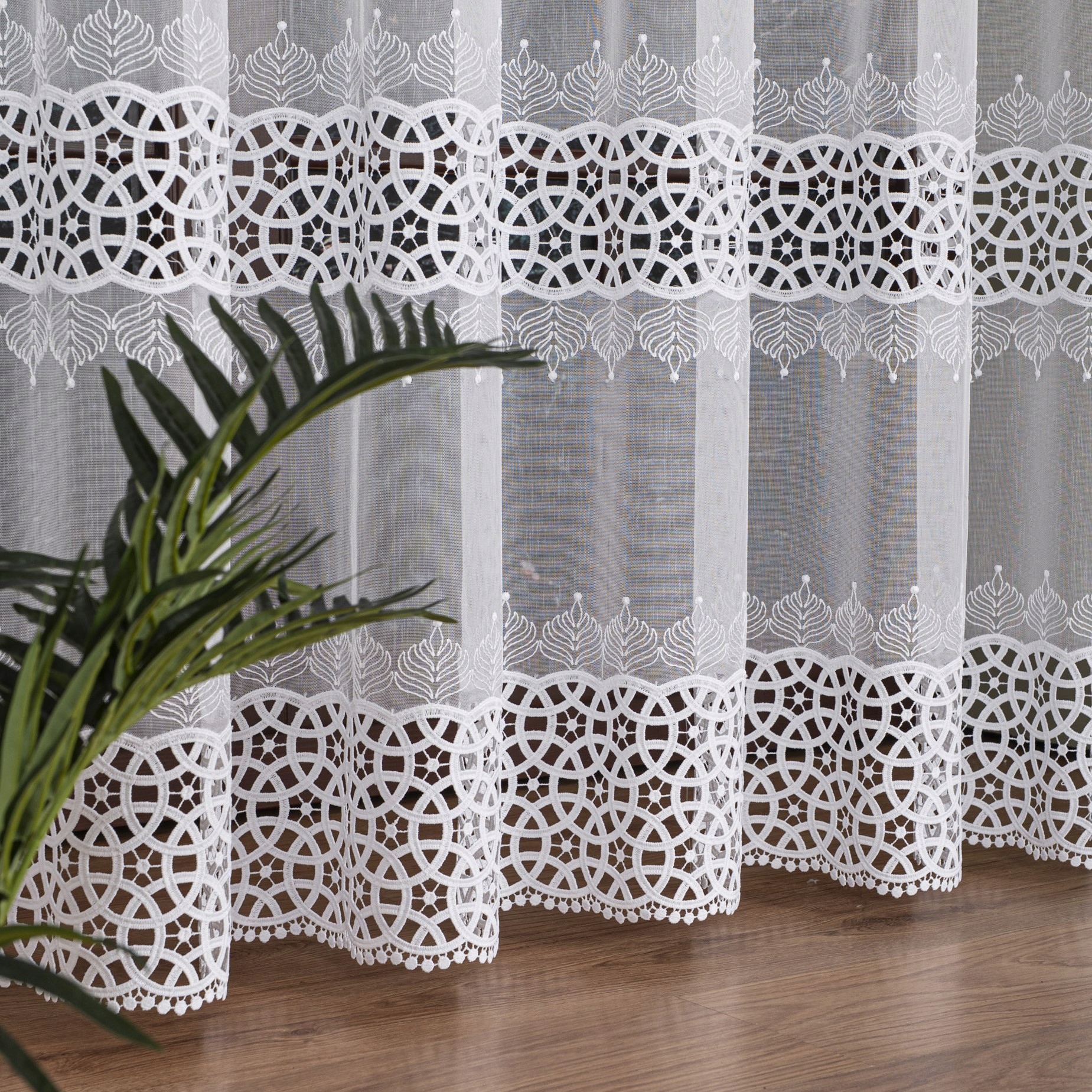 500x180 Biele záclony na mieru s gipiúrou, elegantná markizet poľské šitie