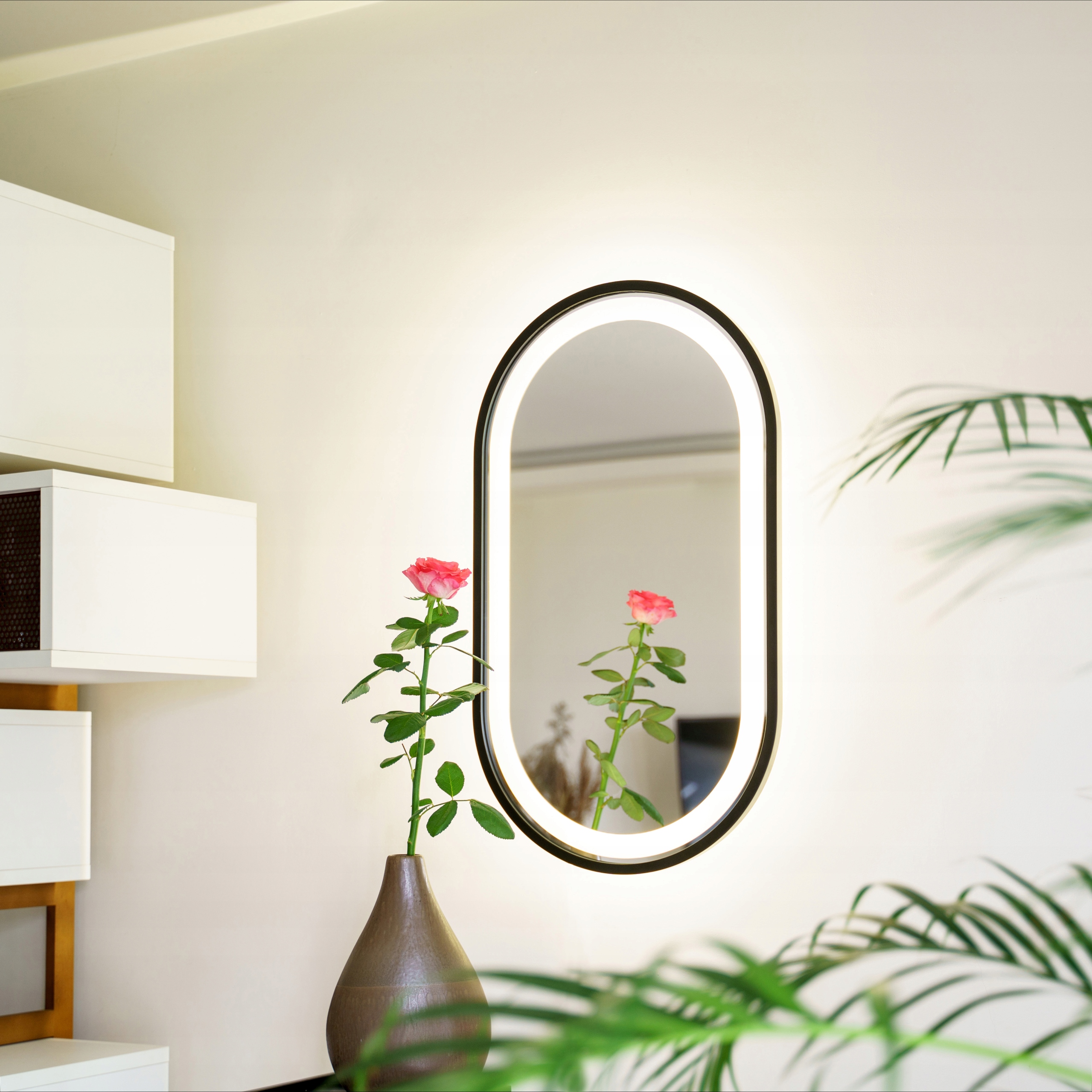 LUSTRO OWALNE LED W CZARNEJ RAMIE 40X75 CM ŚCIENNE DO ŁAZIENKI Marka inna