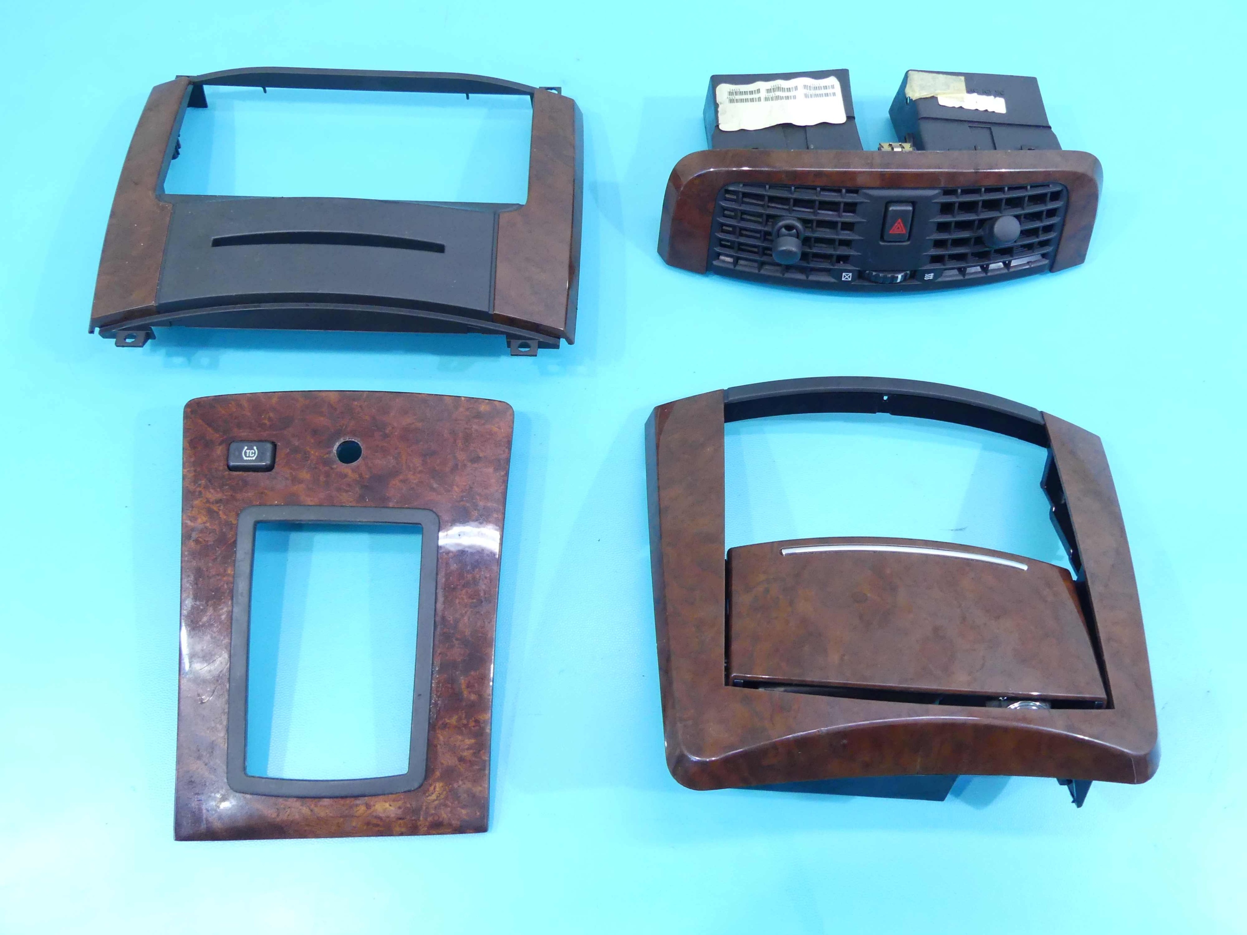 25703804, 450-1320-S1, - ПЛАНКА ДЕКОРЫ CADILLAC SRX 03-09