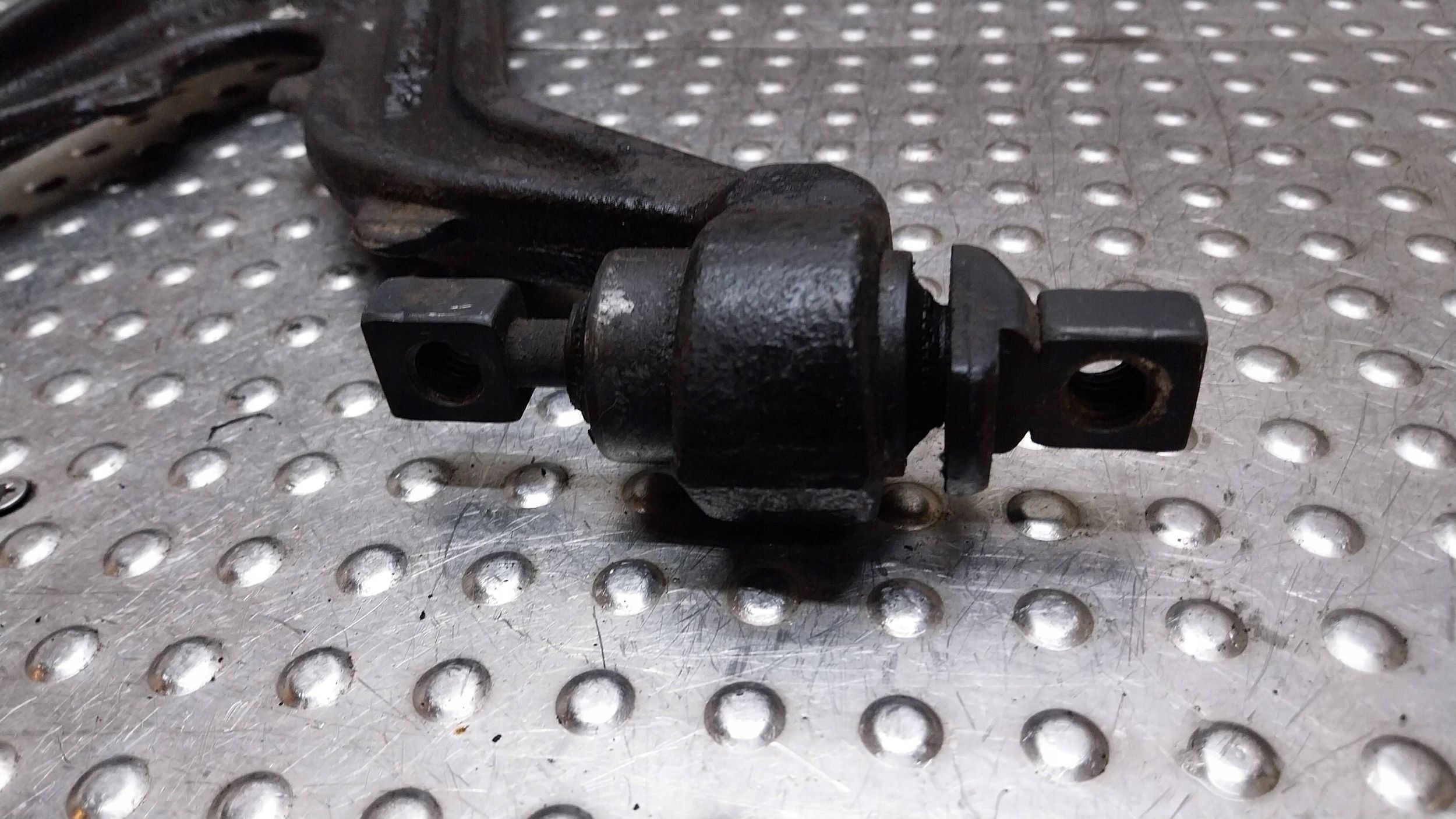 braccetto Destra Anteriore VOLVO C70 e V70 e II S70 e