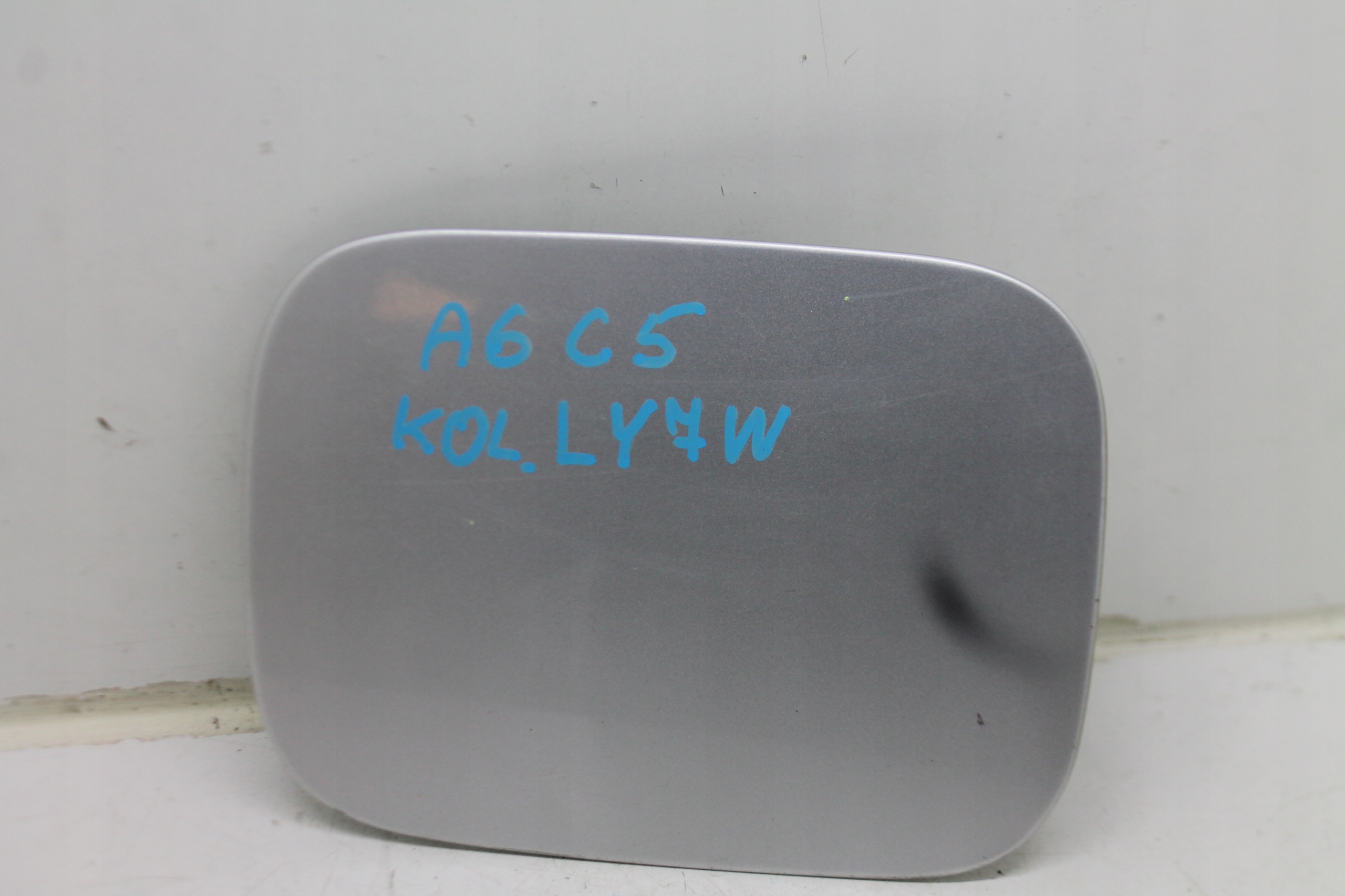 Volet trappe carburant Carburant 4B0809905A AUDI LY7W