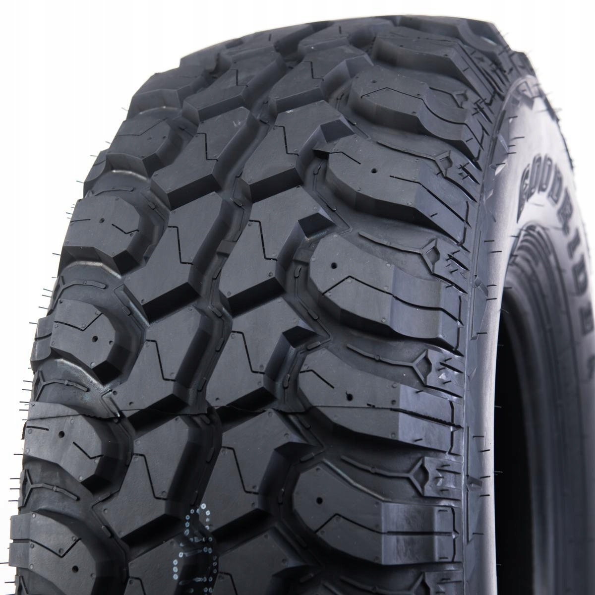 

1x Opona Letnia 285/75R16 Goodride SL366 Q