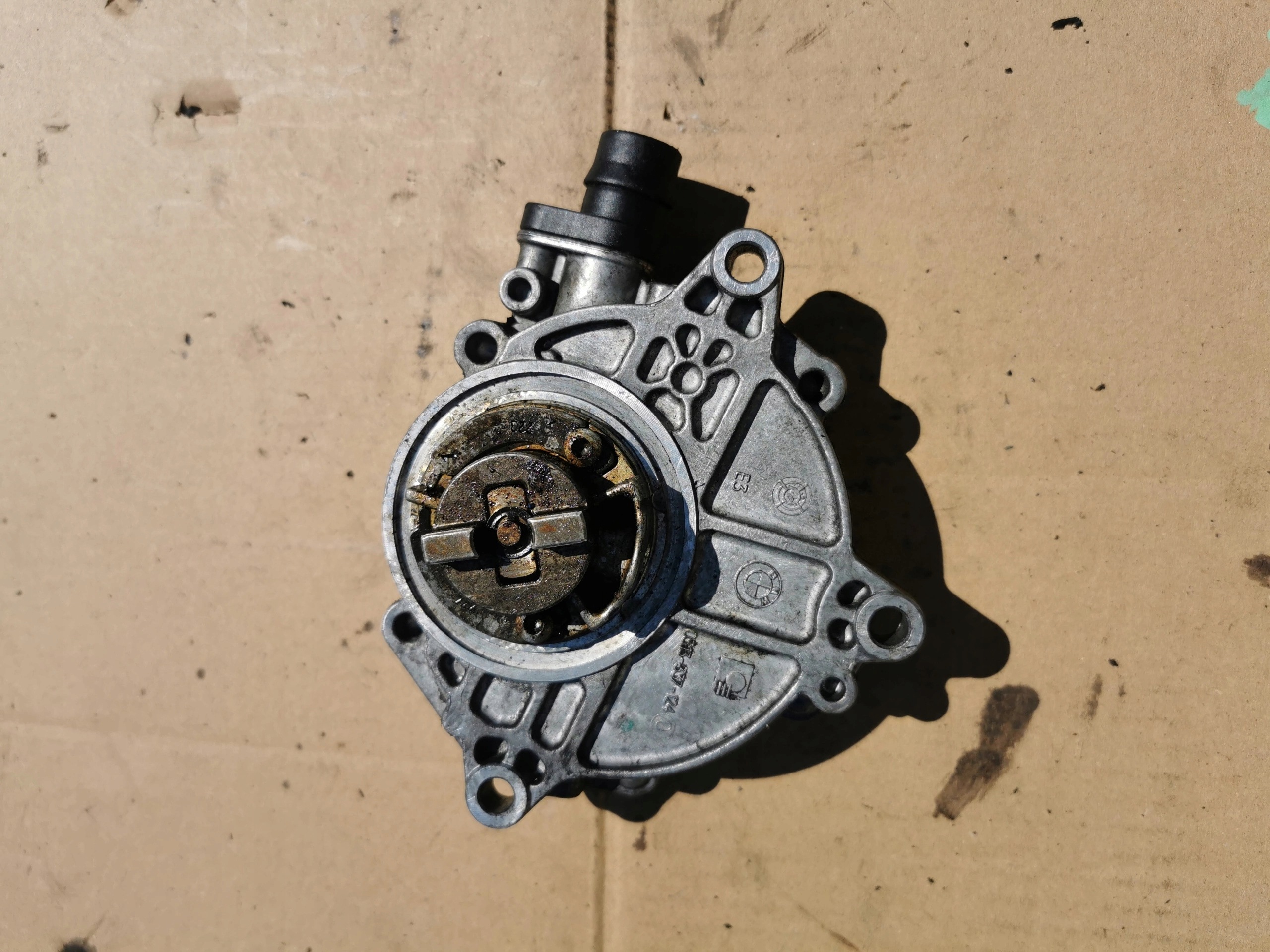 BMW E60 520I 0313-327-116 Pompa VACUM WACUM