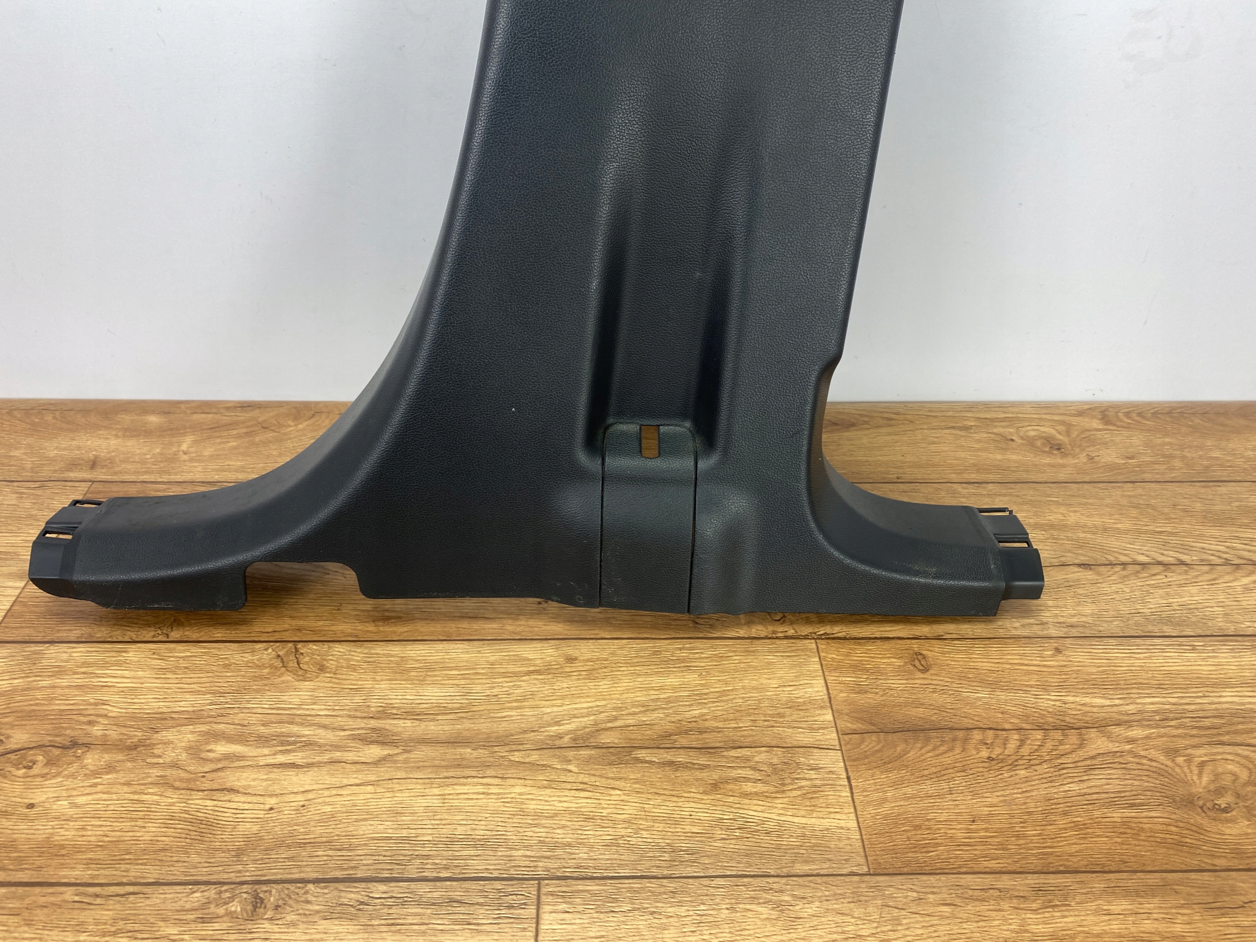 side Slupka B cover right Ford Explorer MK6 2020+ USA