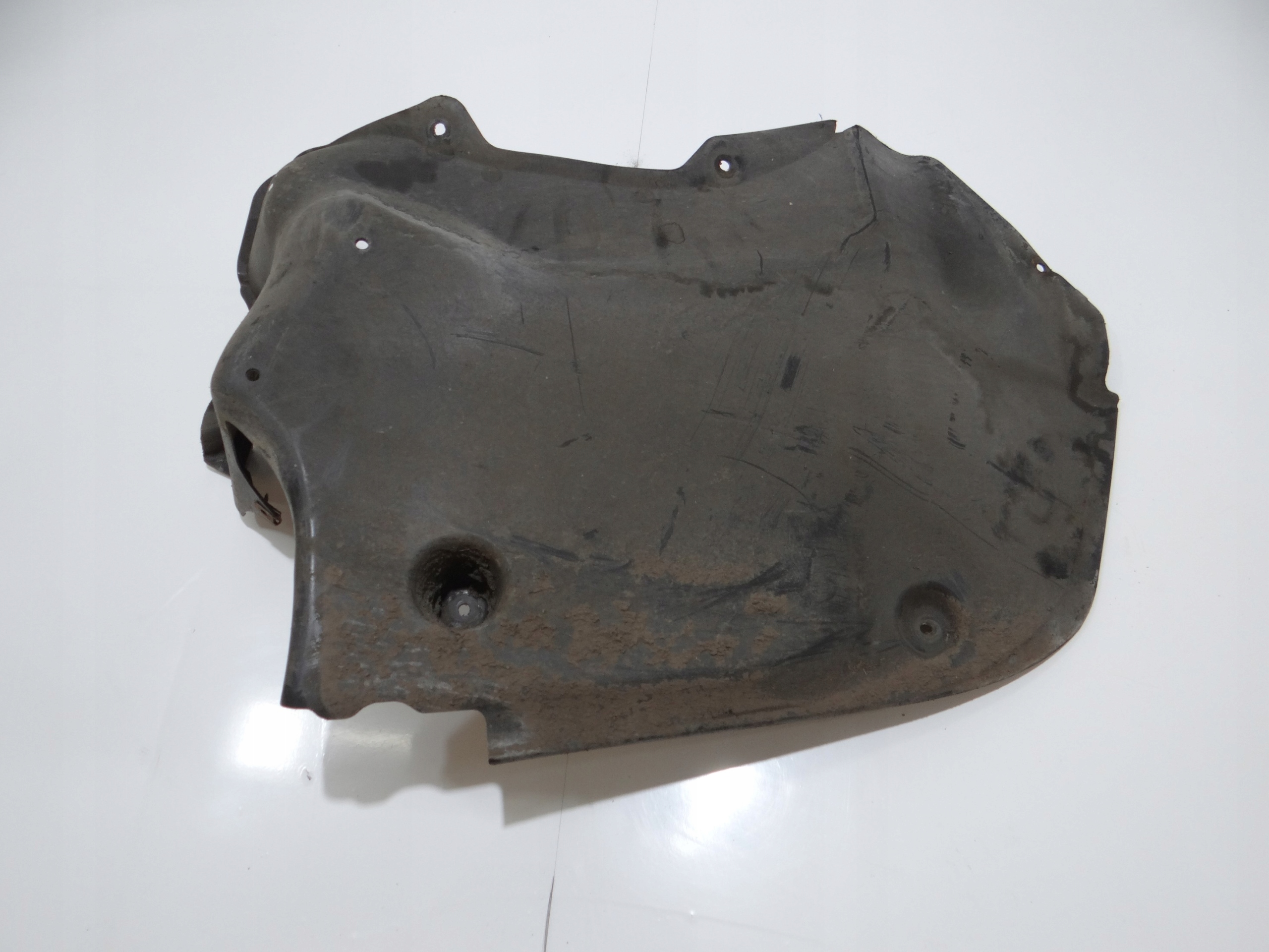 kryt obal KOMPRESORA NIVO BMW E61 OE (4822484)