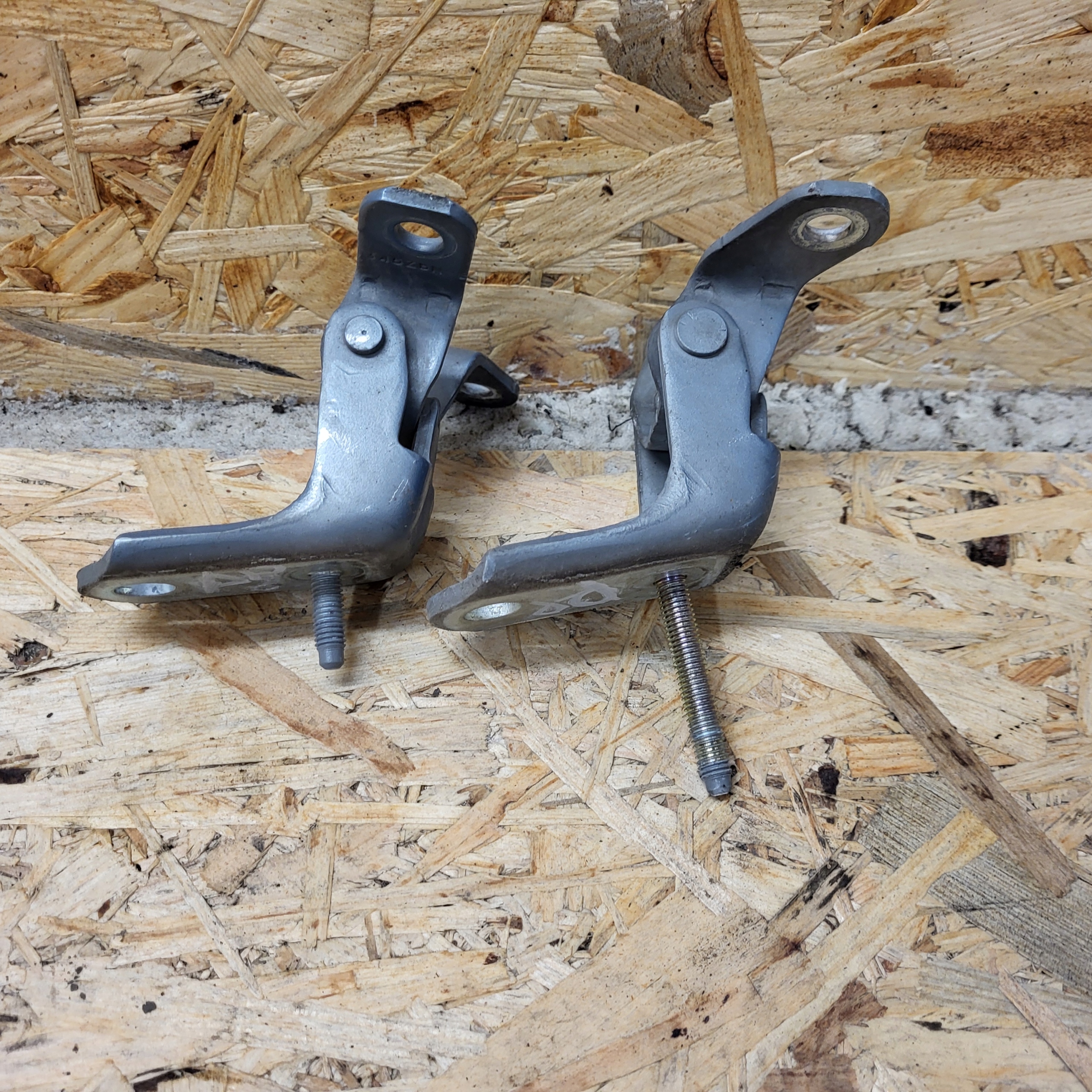 FORD FIESTA MK7 09-17R hinges door right right front