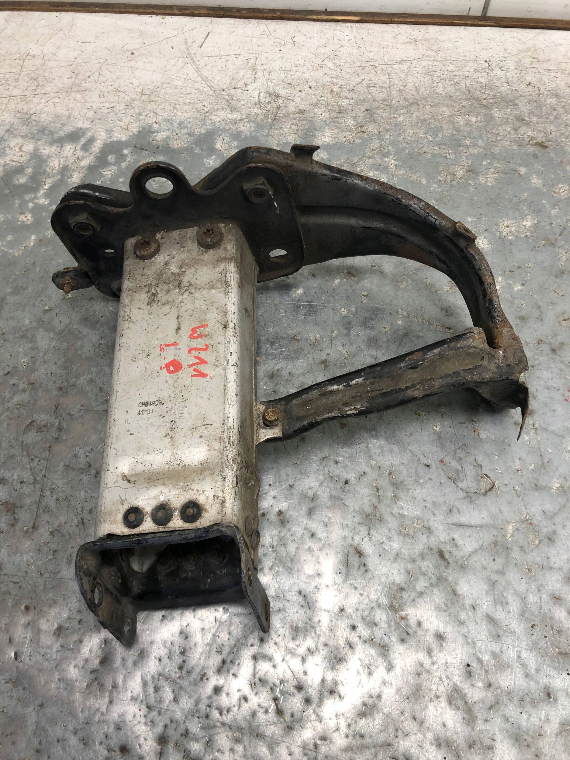 beam tip left front MERCEDES W211