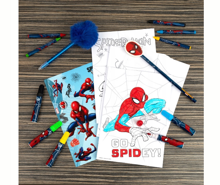 Zestaw do kolorowania SPIDERMAN w plecaku Marka Undercover