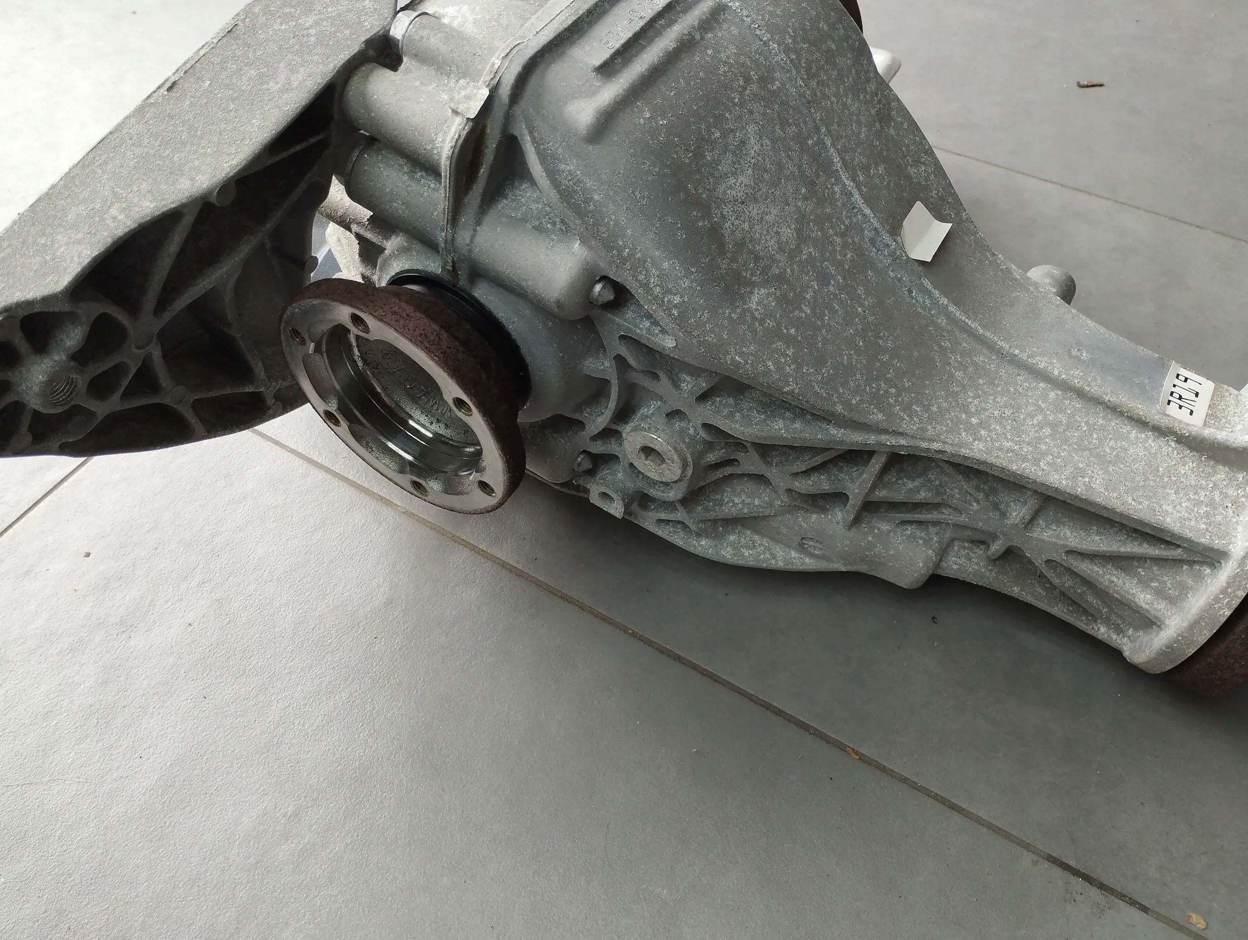 Audi A5 Sportback 8TA 2.0 TDI diff differential rear part