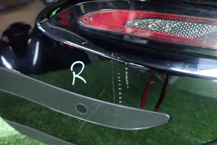 LAND ROVER EVOQUE II 18- bumper rear rear part