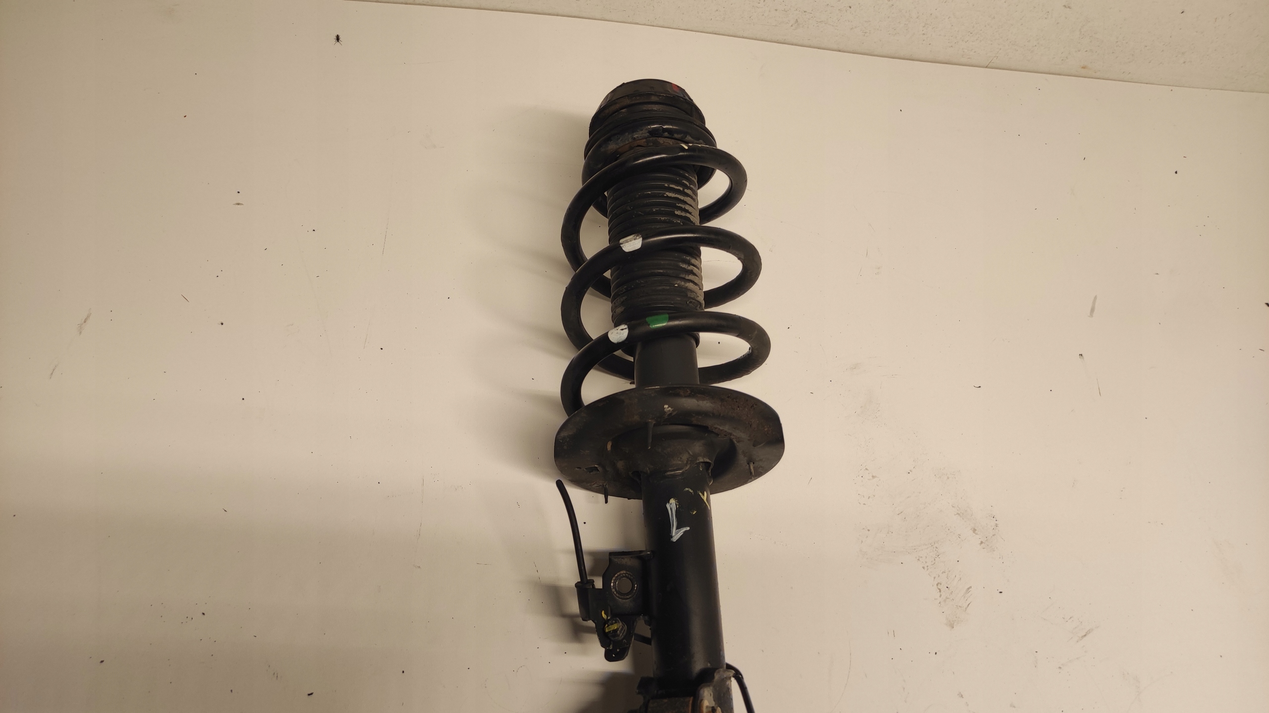 KIA VENGA McPherson left left swing 09-15