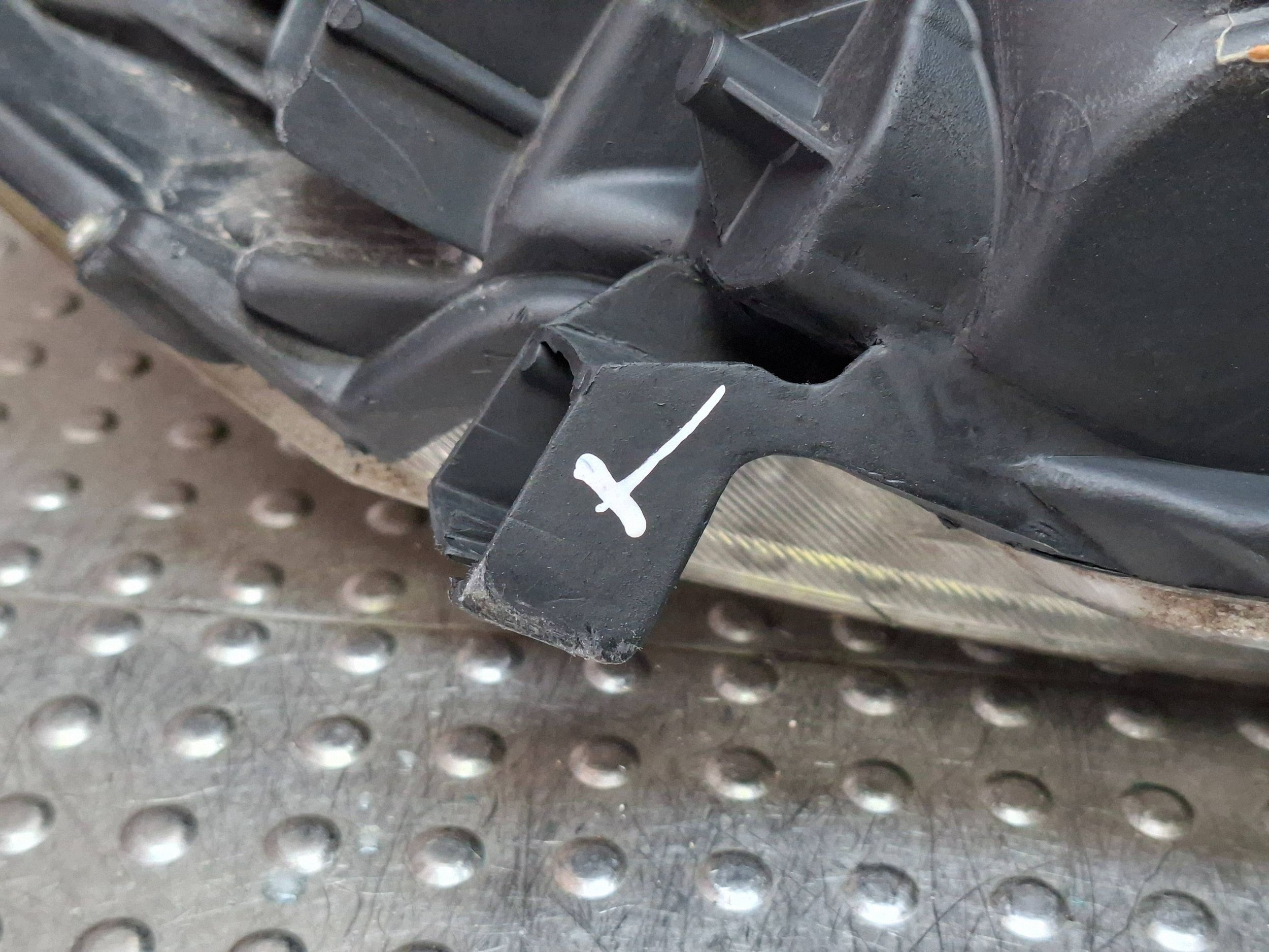 light front left SUZUKI SX4 SEDICI 06- EU
