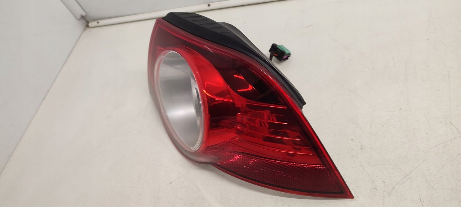 light rear part rear right w fender VW EOS 2,0 TDI