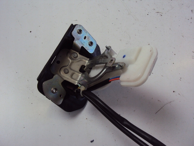 ZAMEK KLAPY TYŁ FORD KUGA MK2 2013-2019 Typ samochodu Samochody osobowe