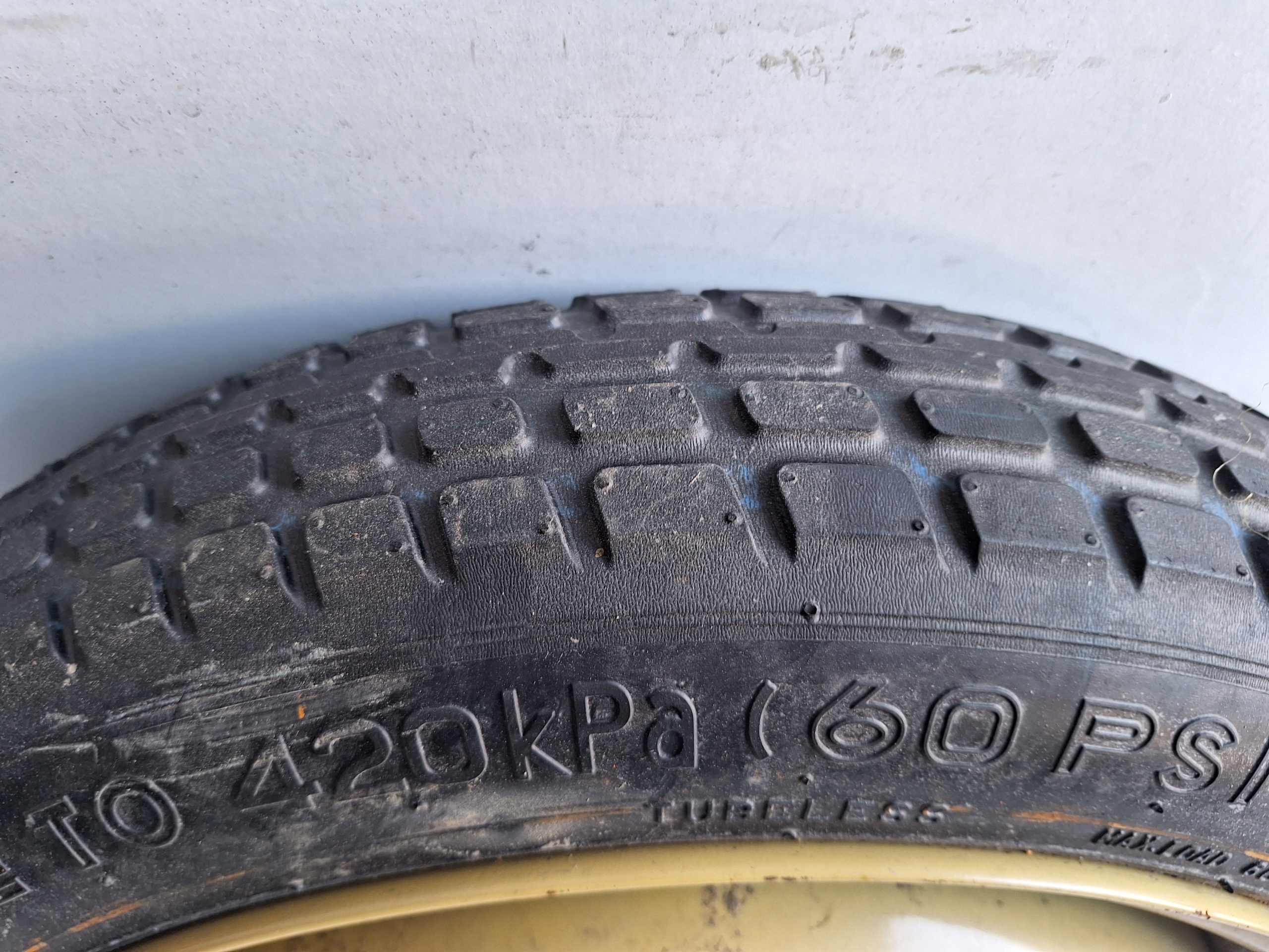 MAZDA 5X114.3 wheel spare 115/70 R15