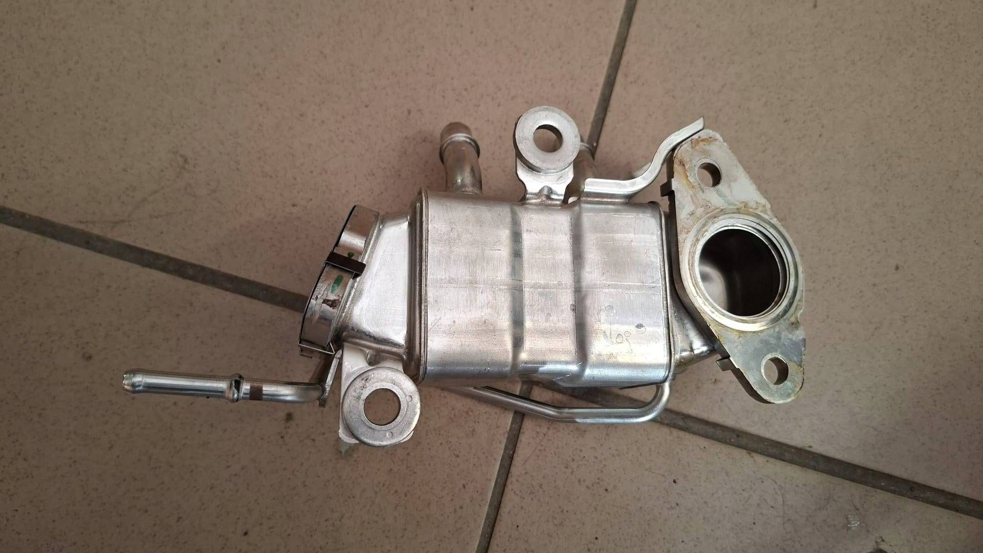 Radiatore / Raffreddatore EGR Dacia Duster III 147357722R