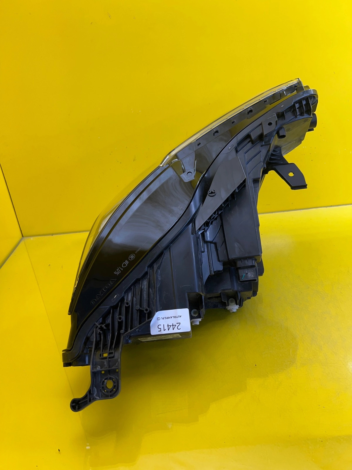 light left front Volvo EX30 Full Led 80000401