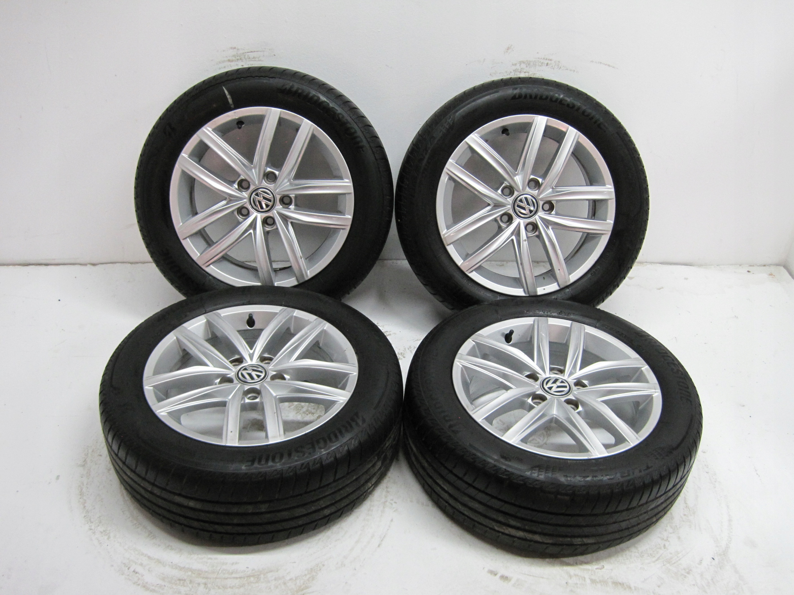 wheels discs tyres Golf 7 VII 5G0 R16 4MM