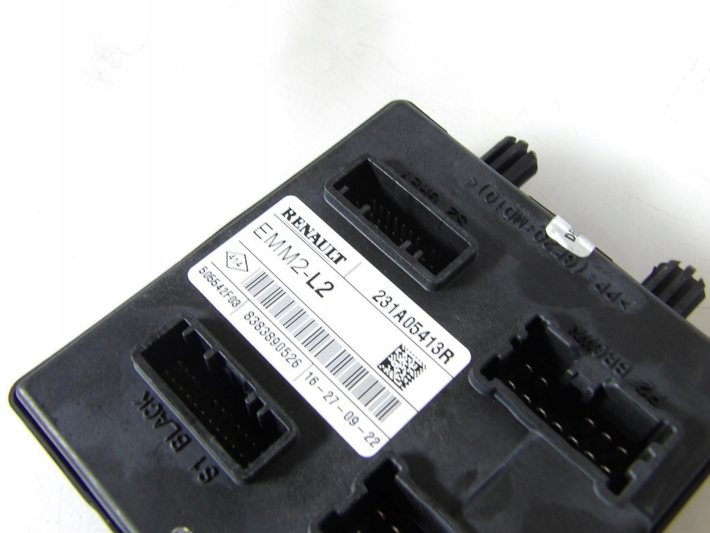 DACIA DUSTER II LIFT 1.3TCE module control unit EMM2 231A05413R