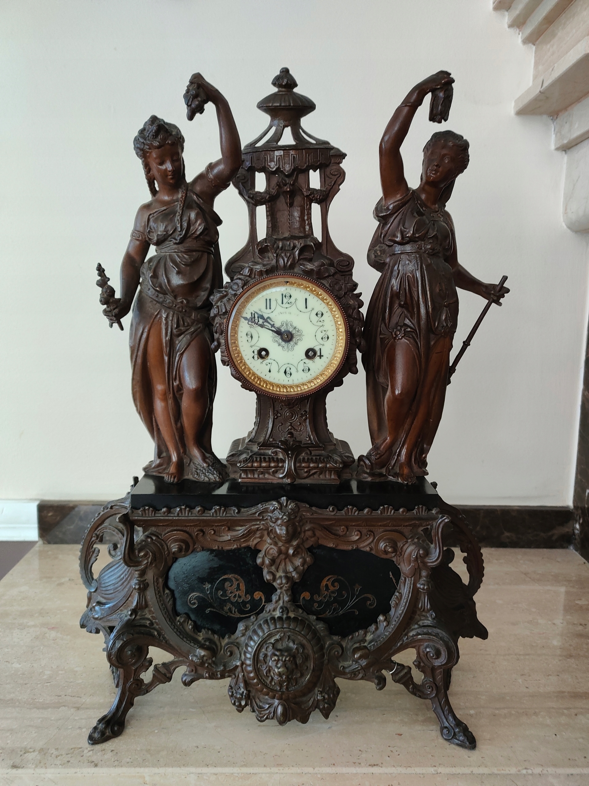 Каминные часы Франция XIX в