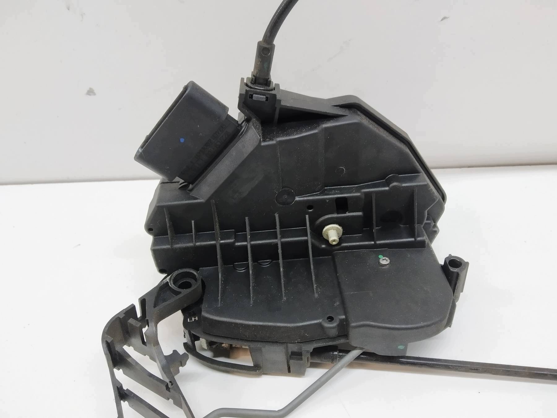 lock door left front BM5AA21813AC Ford Focus Mk3 (2010-2019)