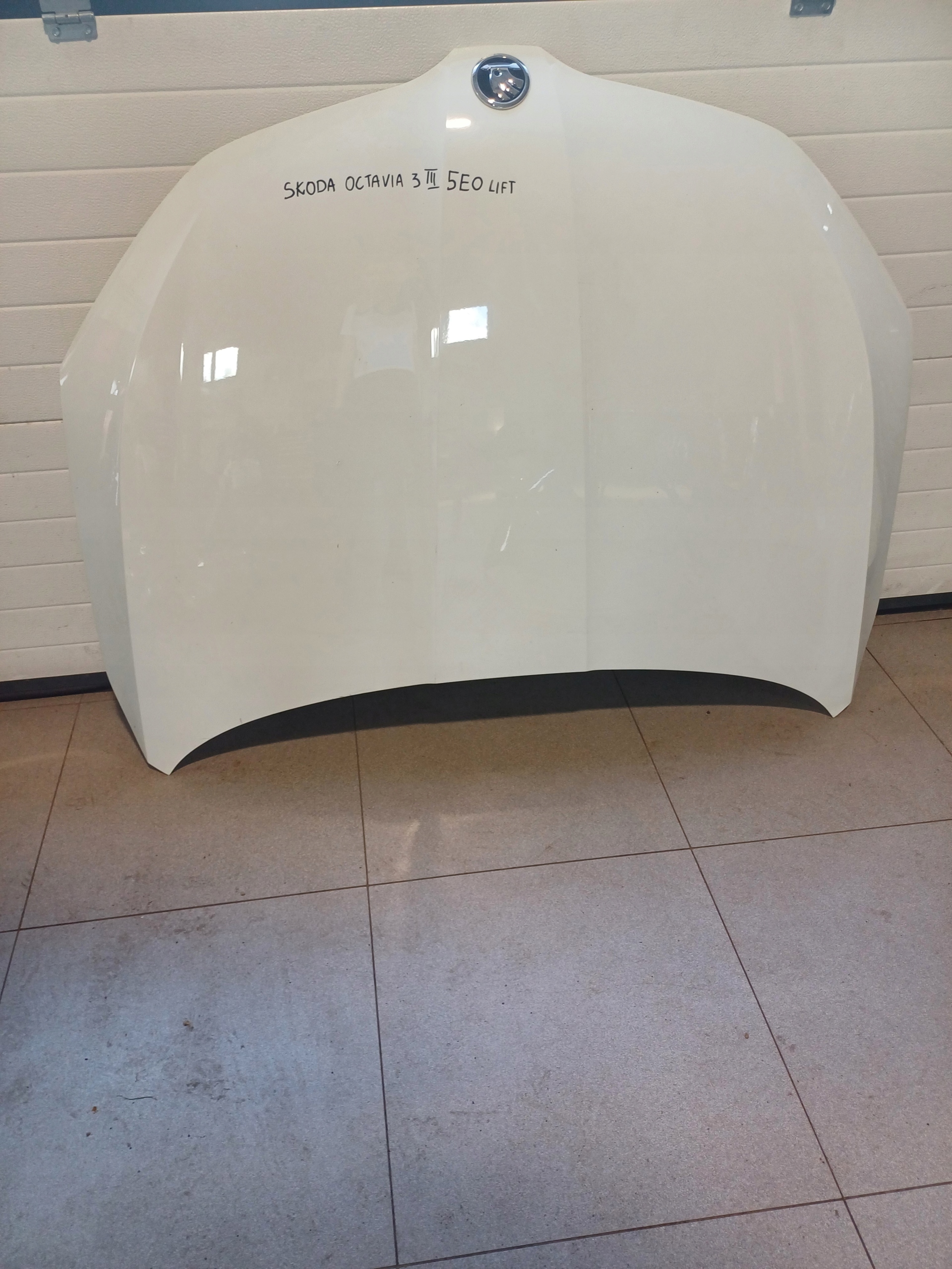Capot SKODA OCTAVIA 3 III 5E0 LIFT
