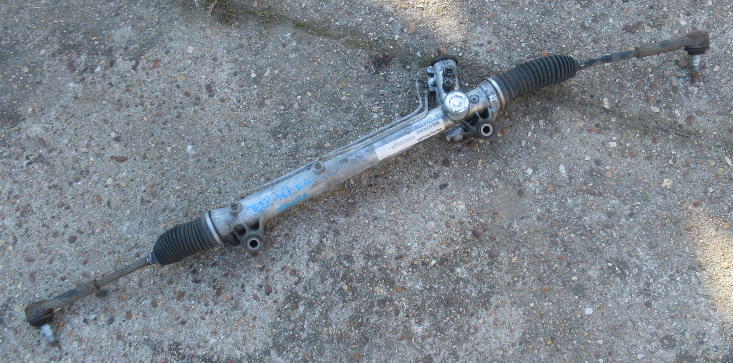 JEEP CHEROKEE WK 08R servo control